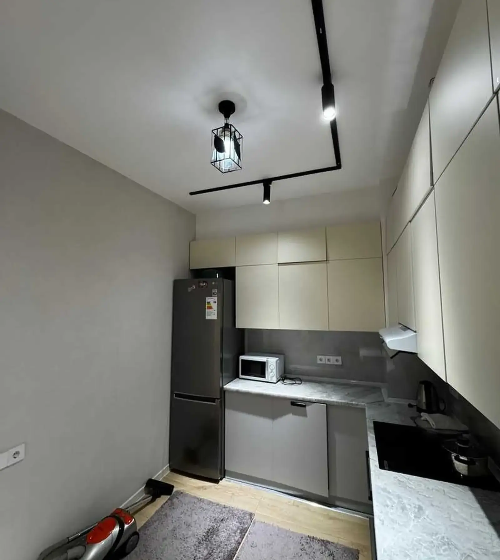 2-комн. квартира, 14 этаж, 65м², шоҳмансур