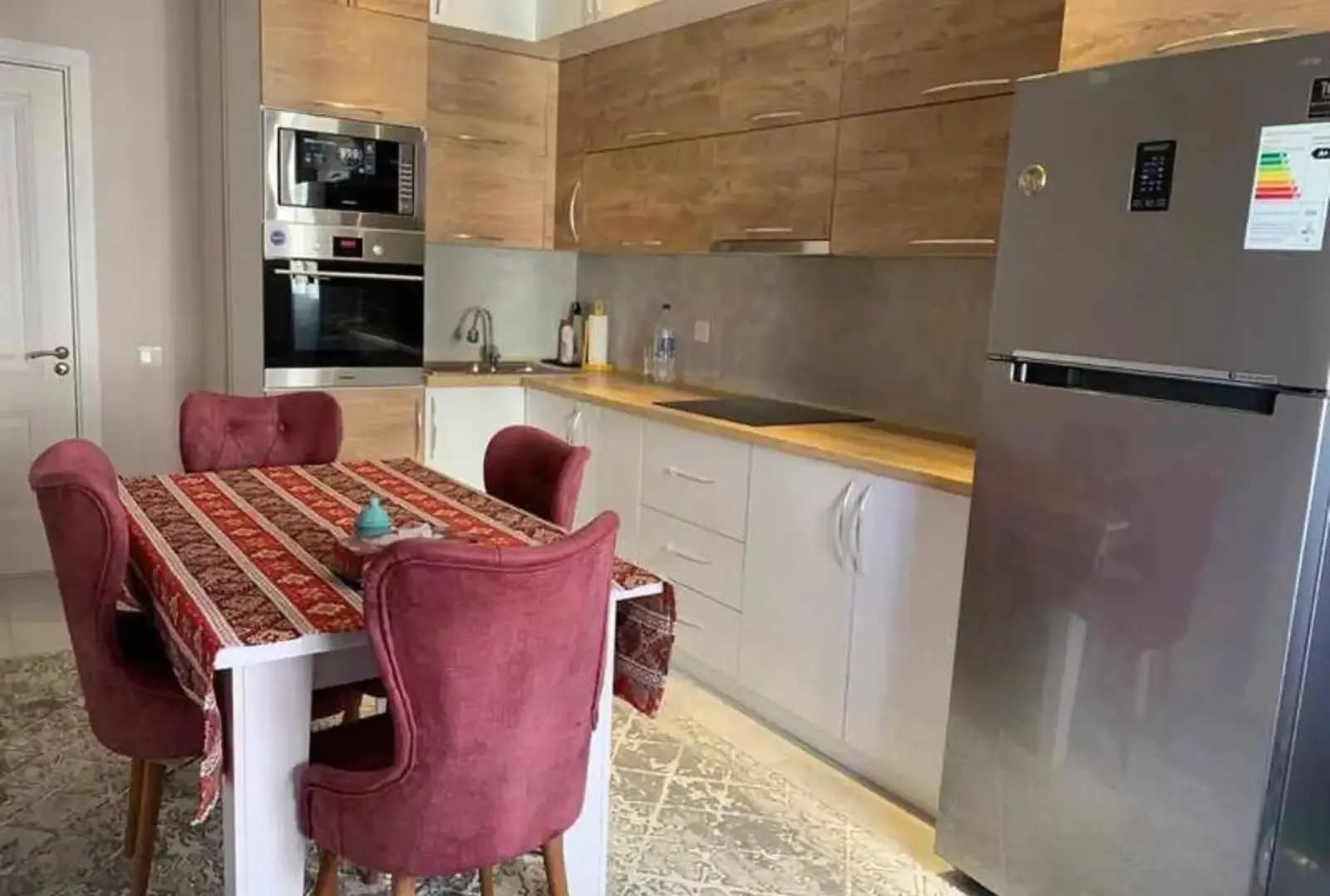 2-к квартира, 9 этаж, 78 м², Гранд Отель