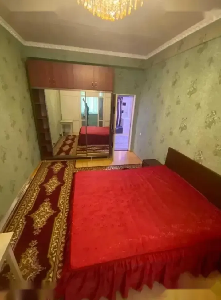 3-комн. квартира, 2 этаж, 100м², Сино