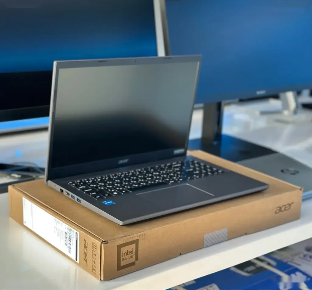 Ноутбук Acer core i 3 8/512Gb