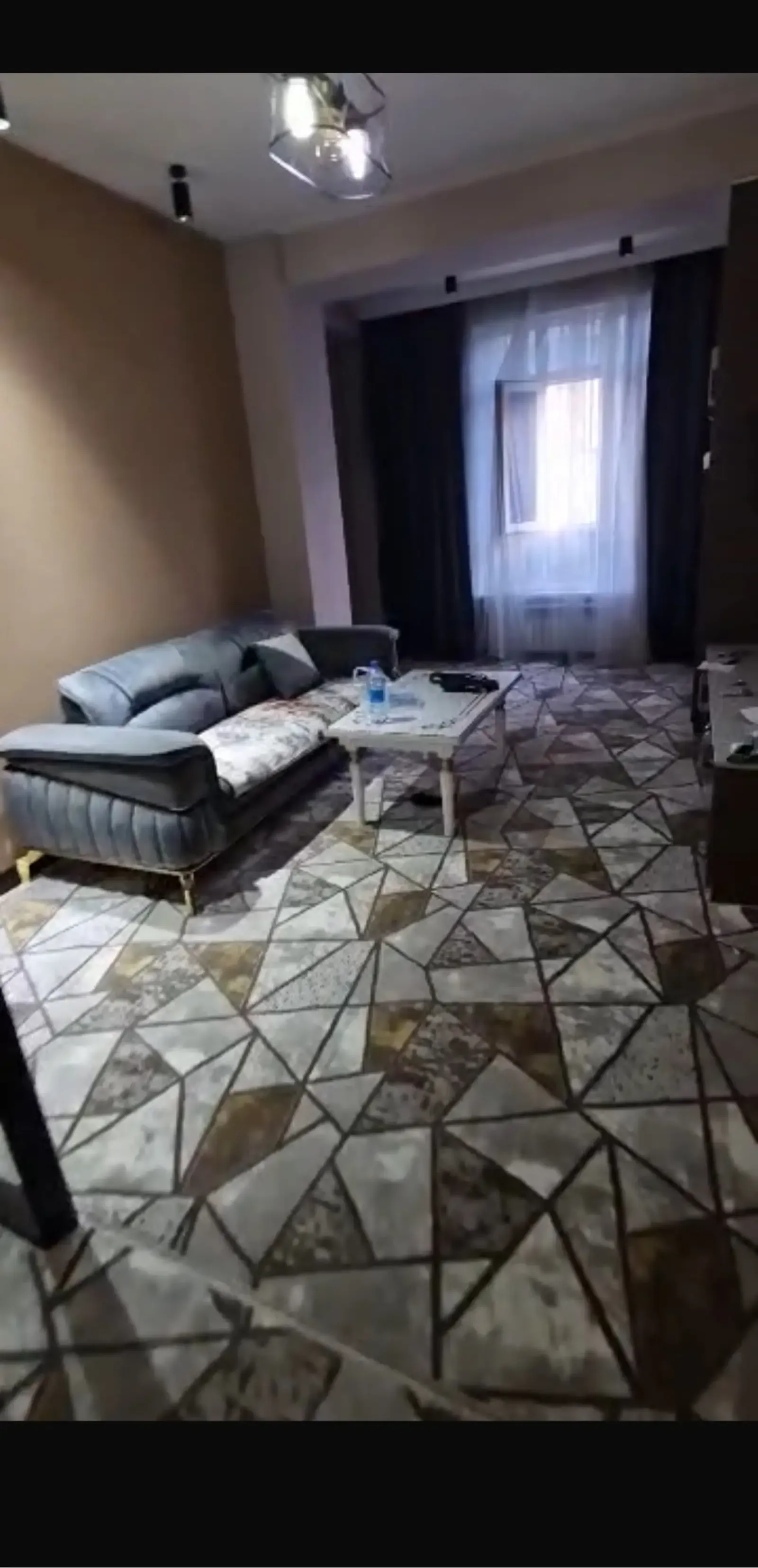 2-комн. квартира, 13 этаж, 52 м², Шохмансур