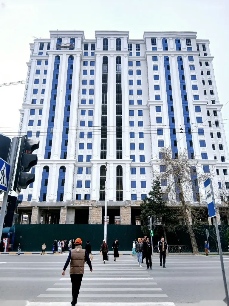 2-комн. квартира, 13 этаж, 53 м², Мардон