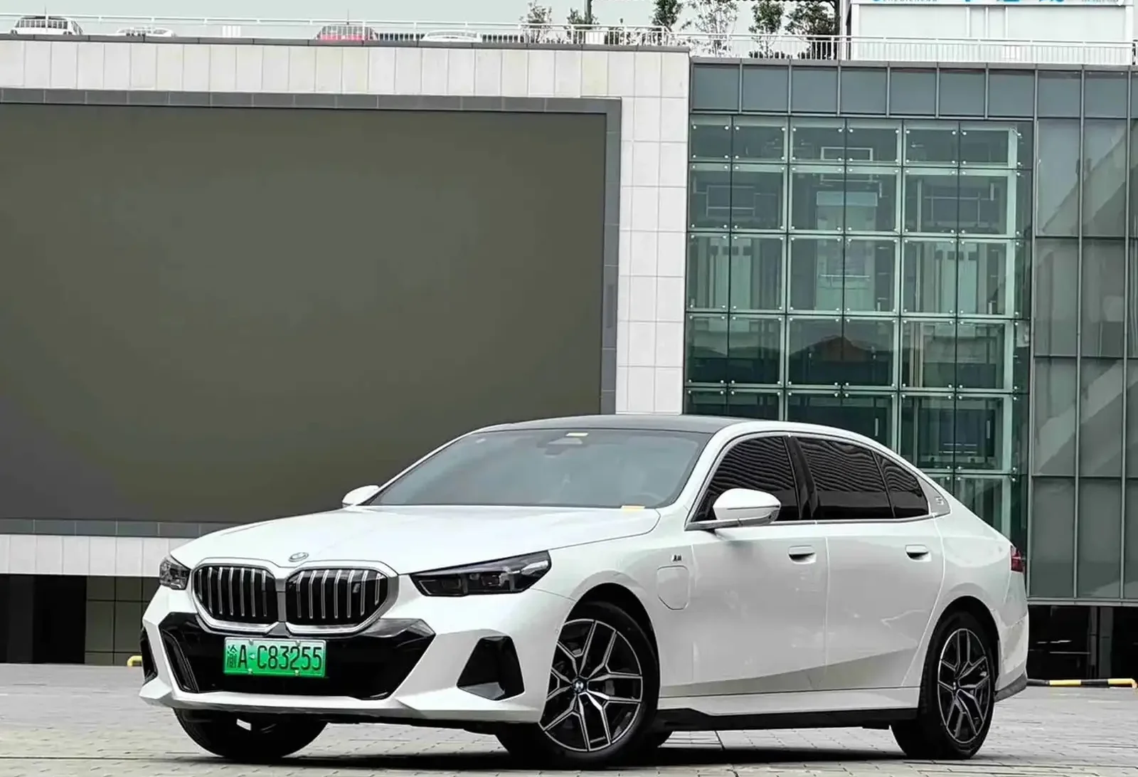BMW 5 series 2025