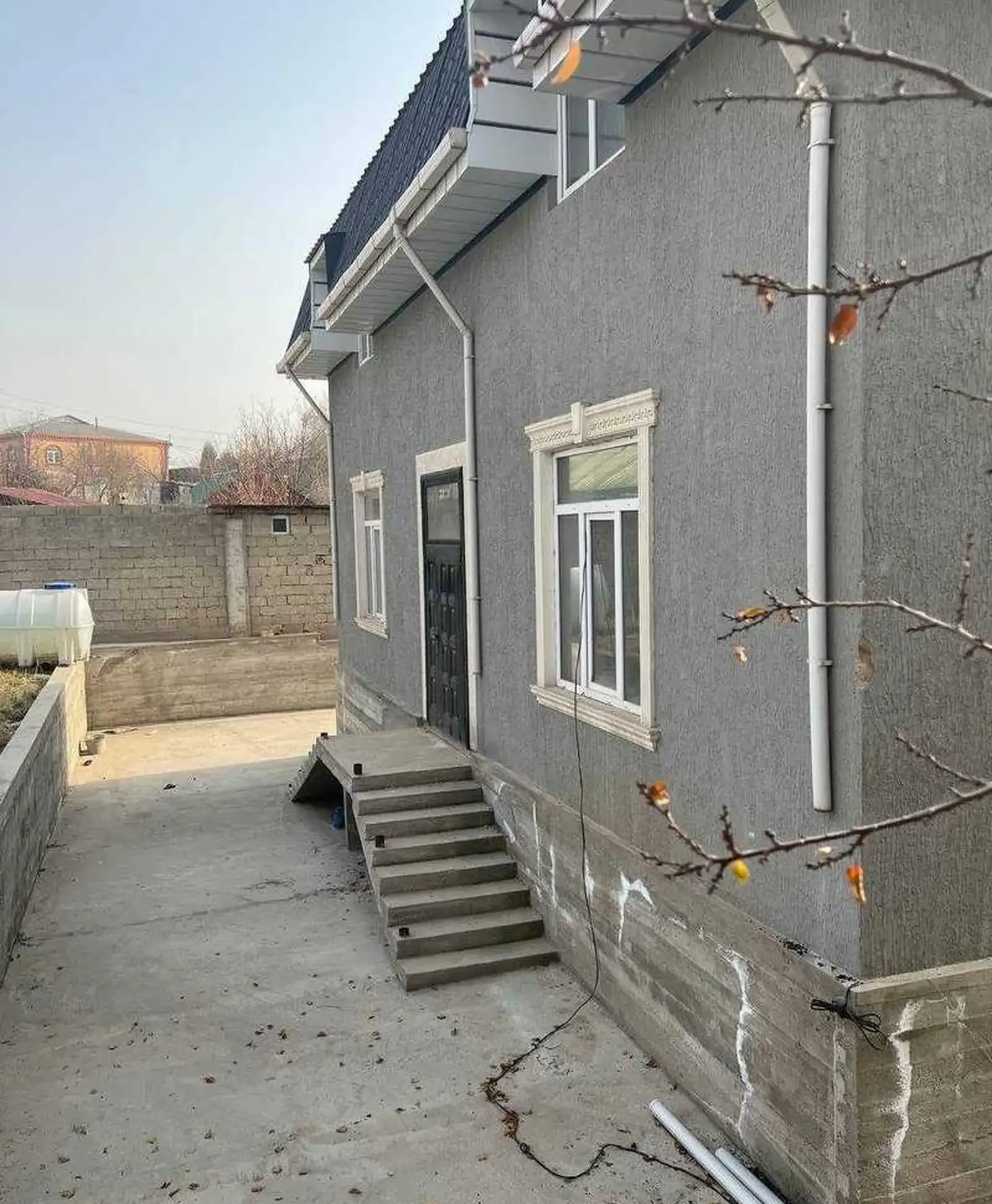2 этажный, 10-комн. дом, 1200 м², 12 соток, Шохмансур