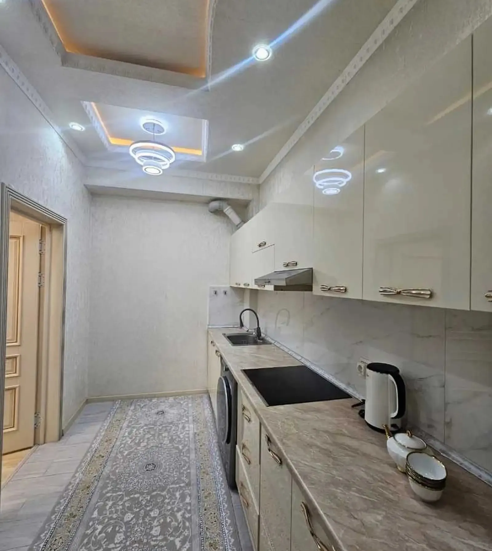 2-комн. квартира, 8 этаж, 89м², И.Сомони