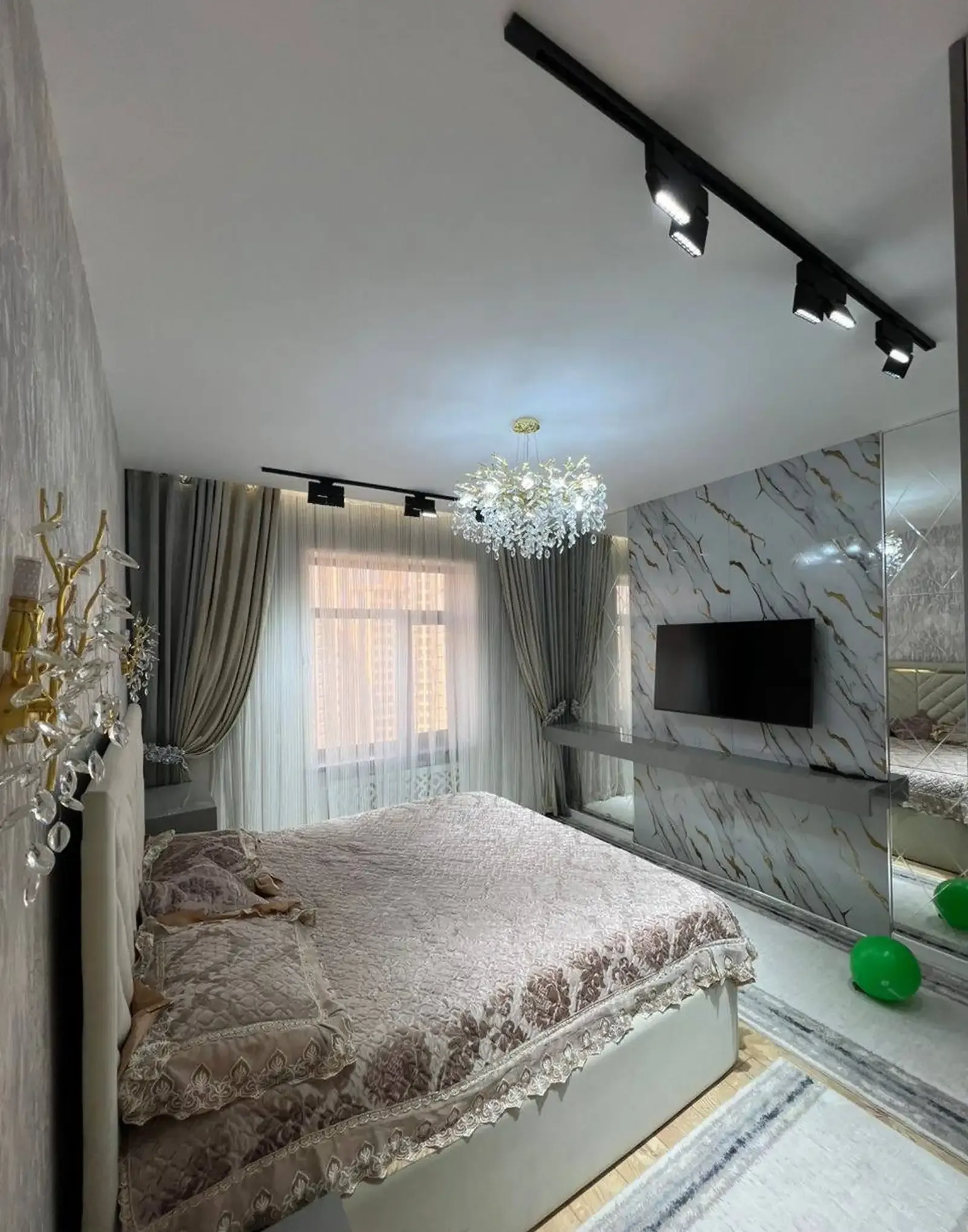 4-комн. квартира, 16 этаж, 108 м², Гостиница Фирдавси