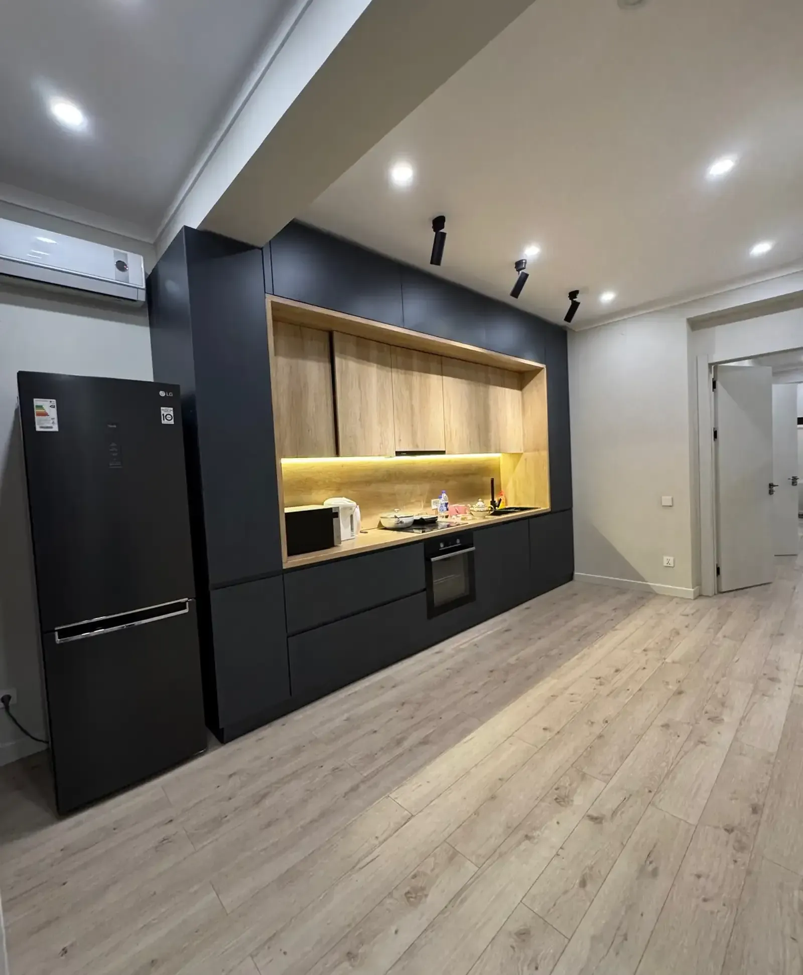 3-комн. квартира, 11 этаж, 110м², Овир/Ашан