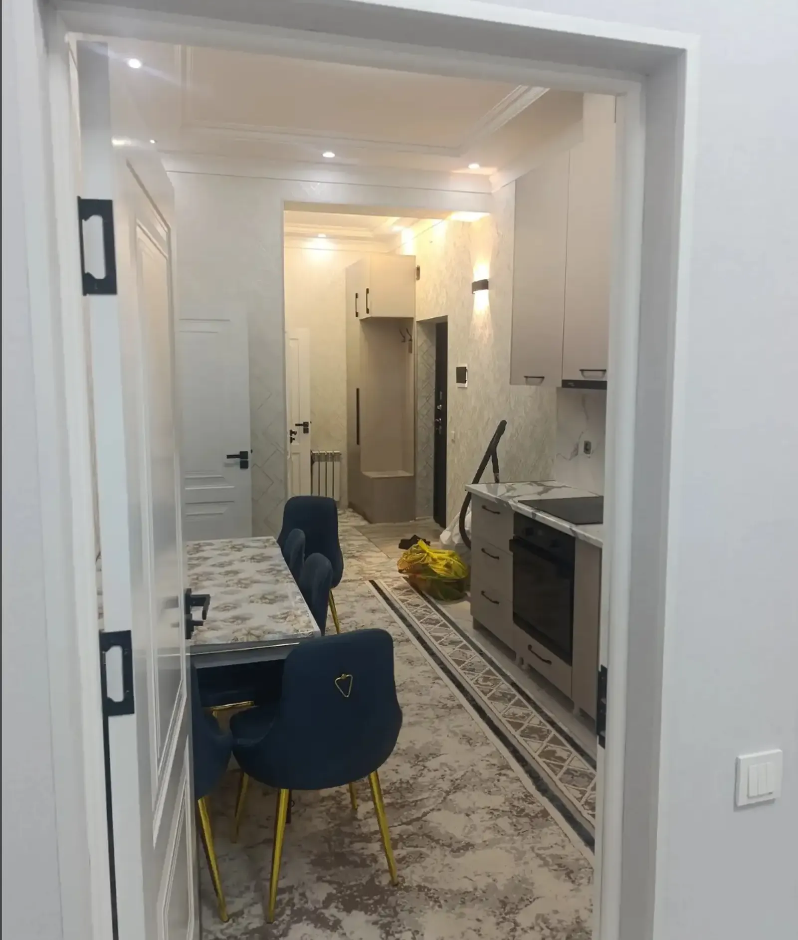 2-комн. квартира, 3 этаж, 60м², Исмоили Сомони