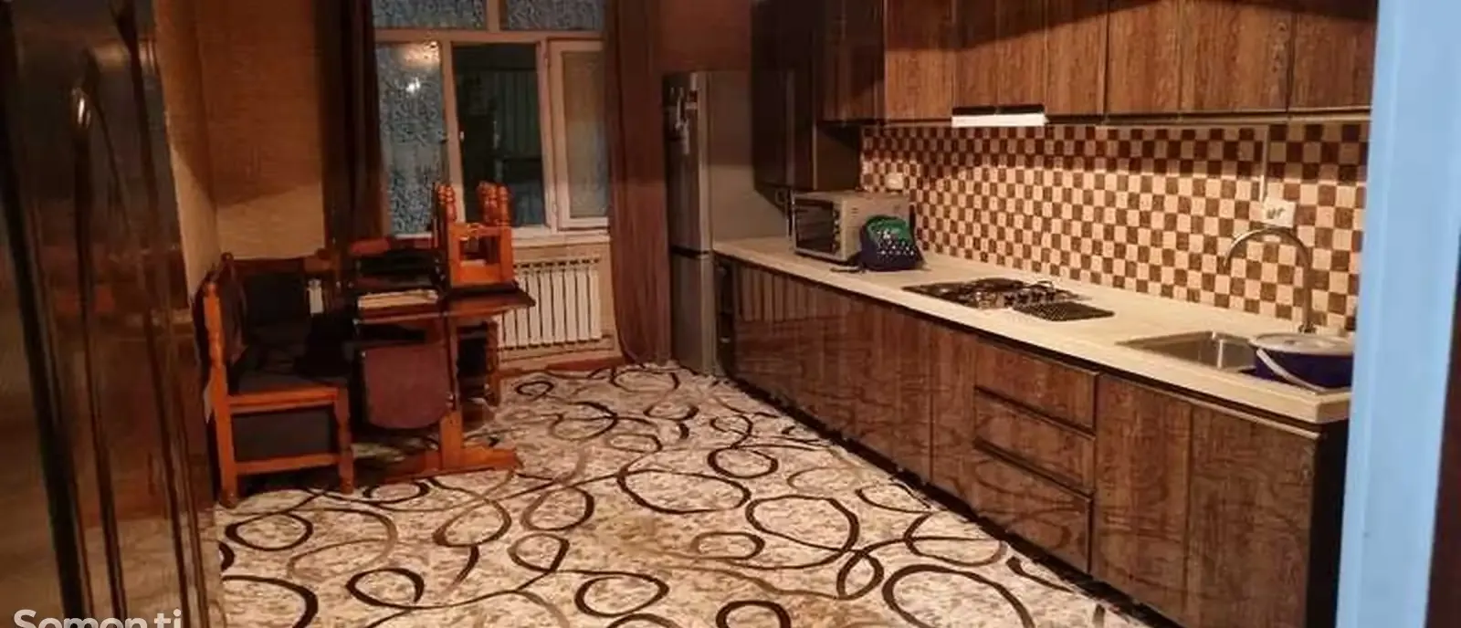 3-комн. квартира, 1 этаж, 105м², Зарафшон, Поликлинка № 14