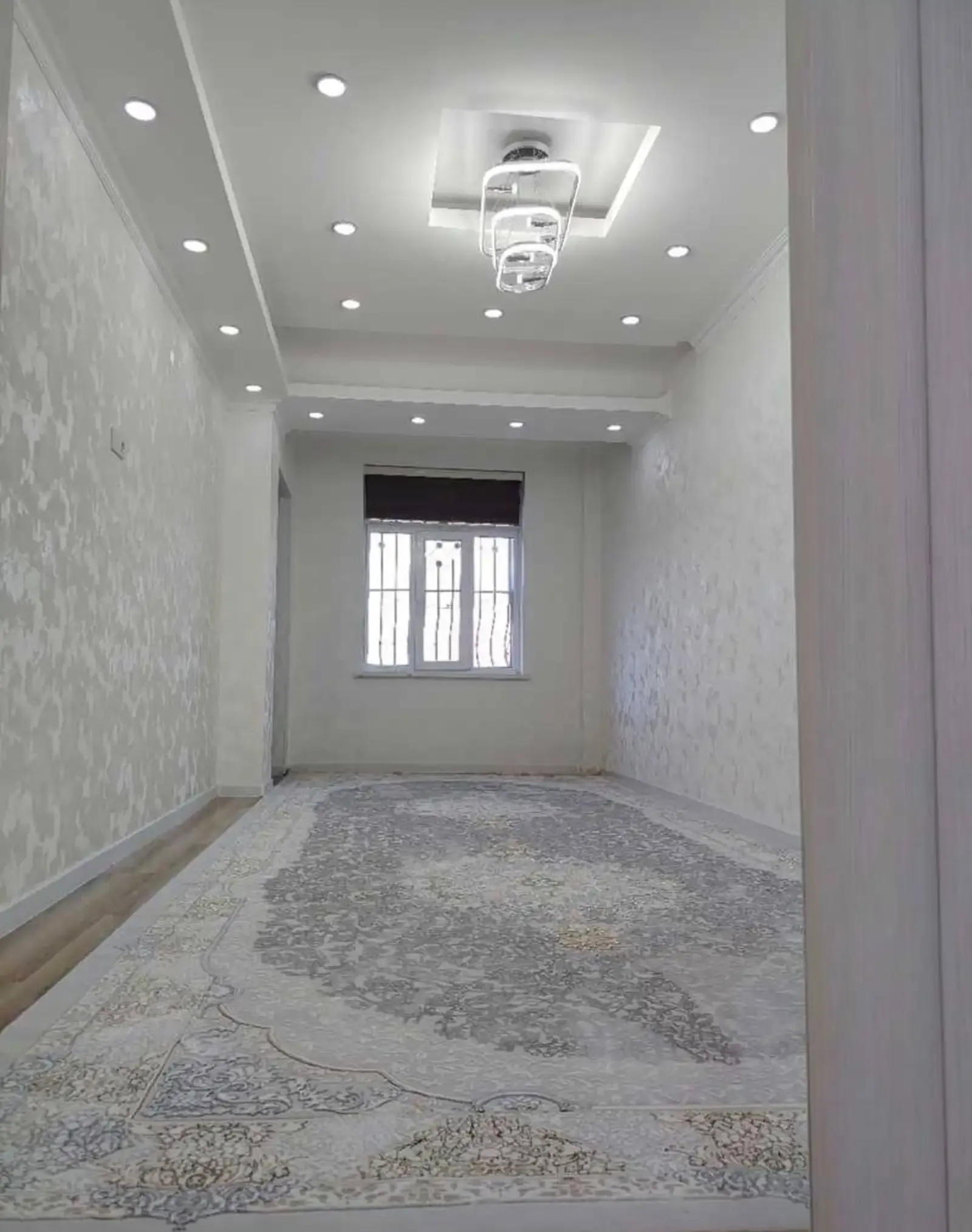 3-комн. квартира, 8 этаж, 100 м², Фирдавси
