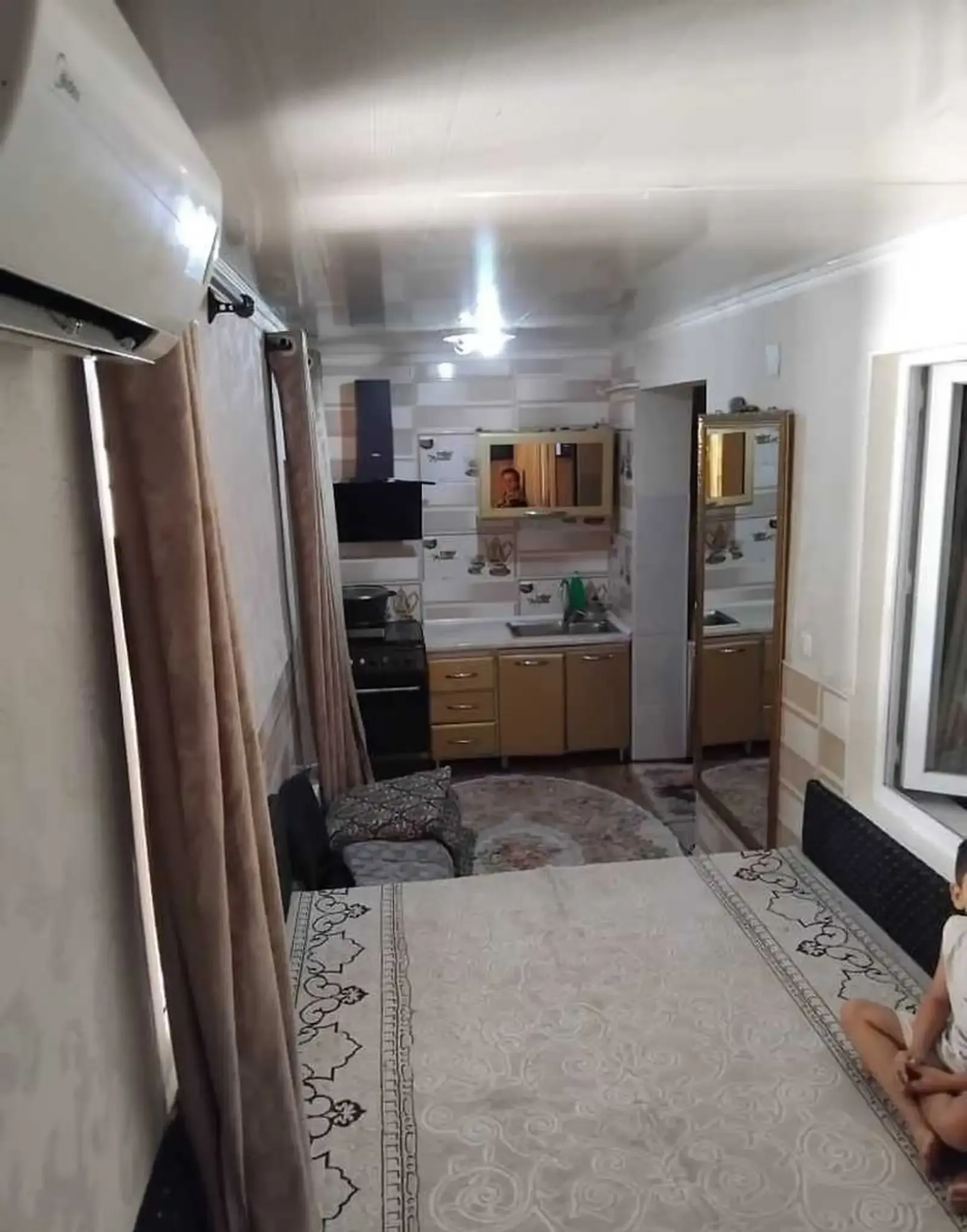 4-комн. квартира, 1 этаж, 90м², Испечак 1