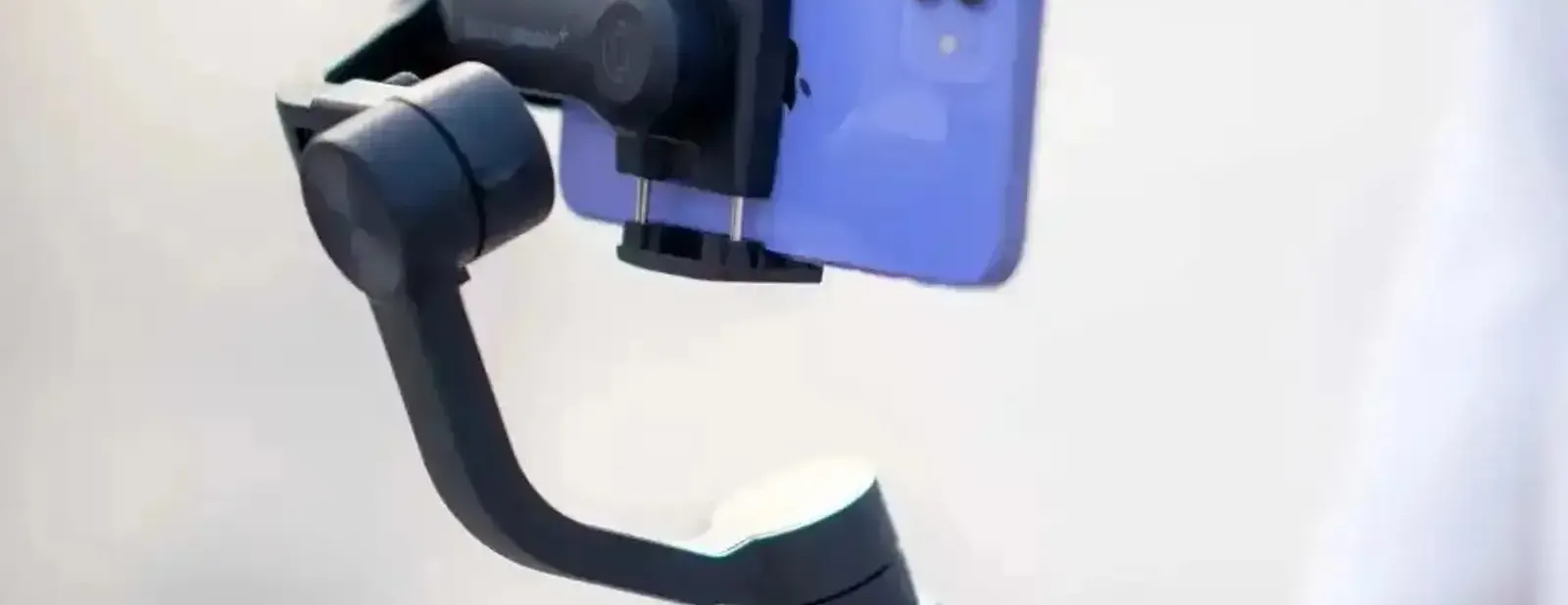 Электронный стабилизатор для смартфона iSteady Mobile+
