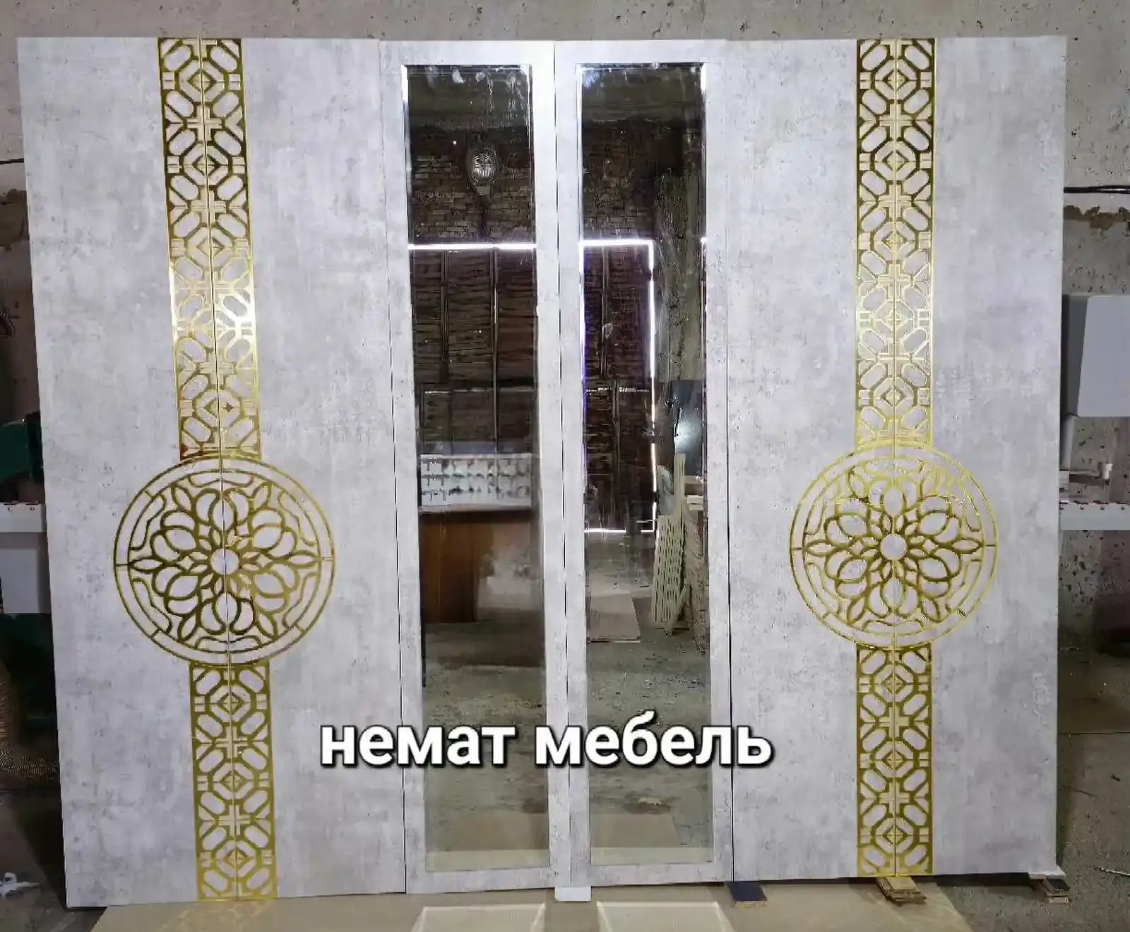 Спальный гарнитур