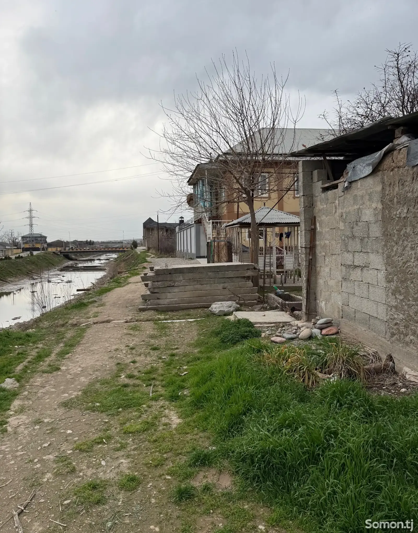 Продажа постройки с земельным участком 10 сот.,Сино, Испечак, Зарнисор, Посольство Америка