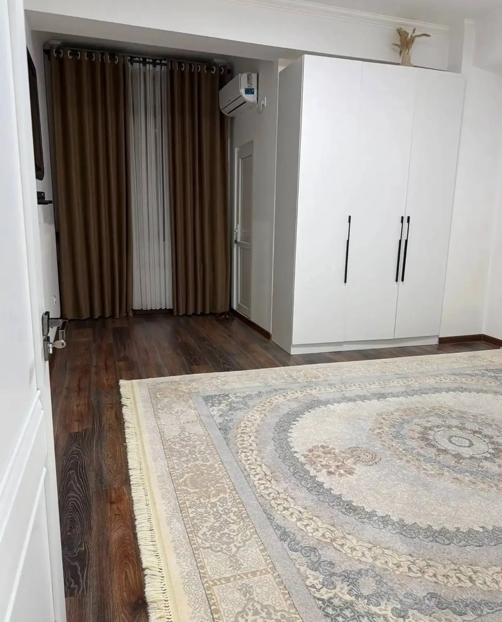 2-комн. квартира, 13 этаж, 59 м², Шохмансур