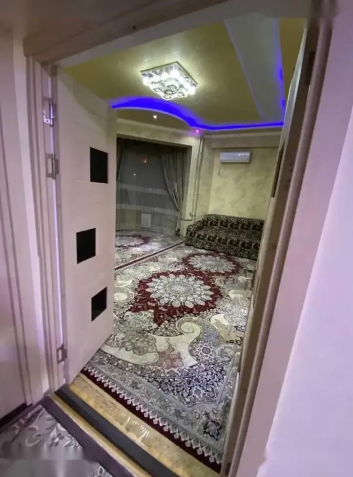 3-комн. квартира, 2 этаж, 100м², Сино