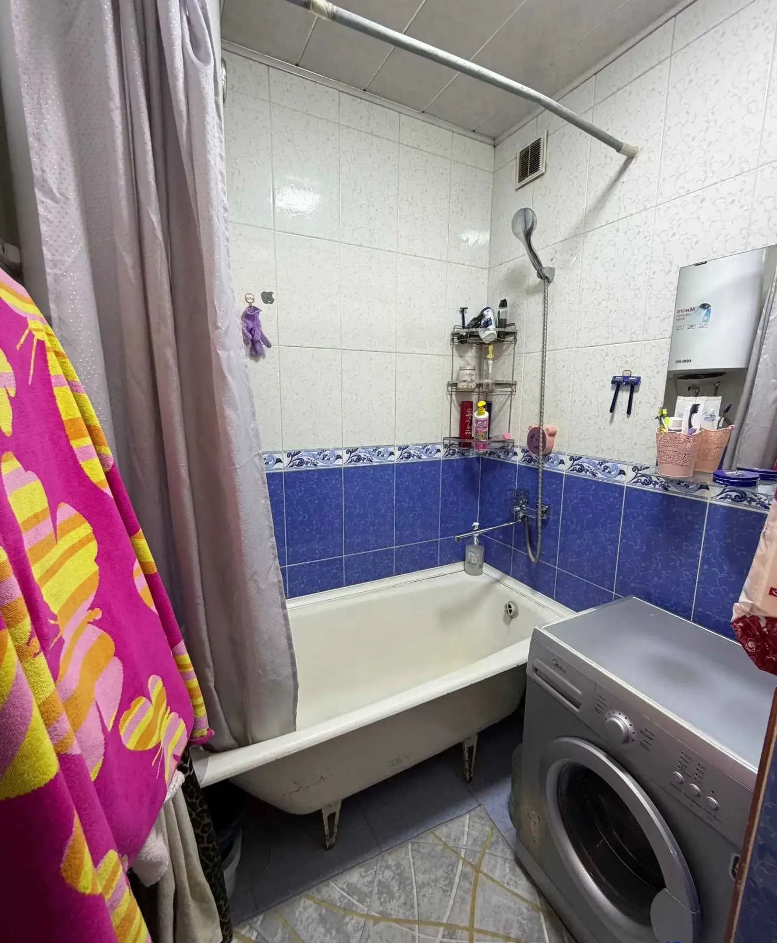 4-комн. квартира, 4 этаж, 70 м², Сино