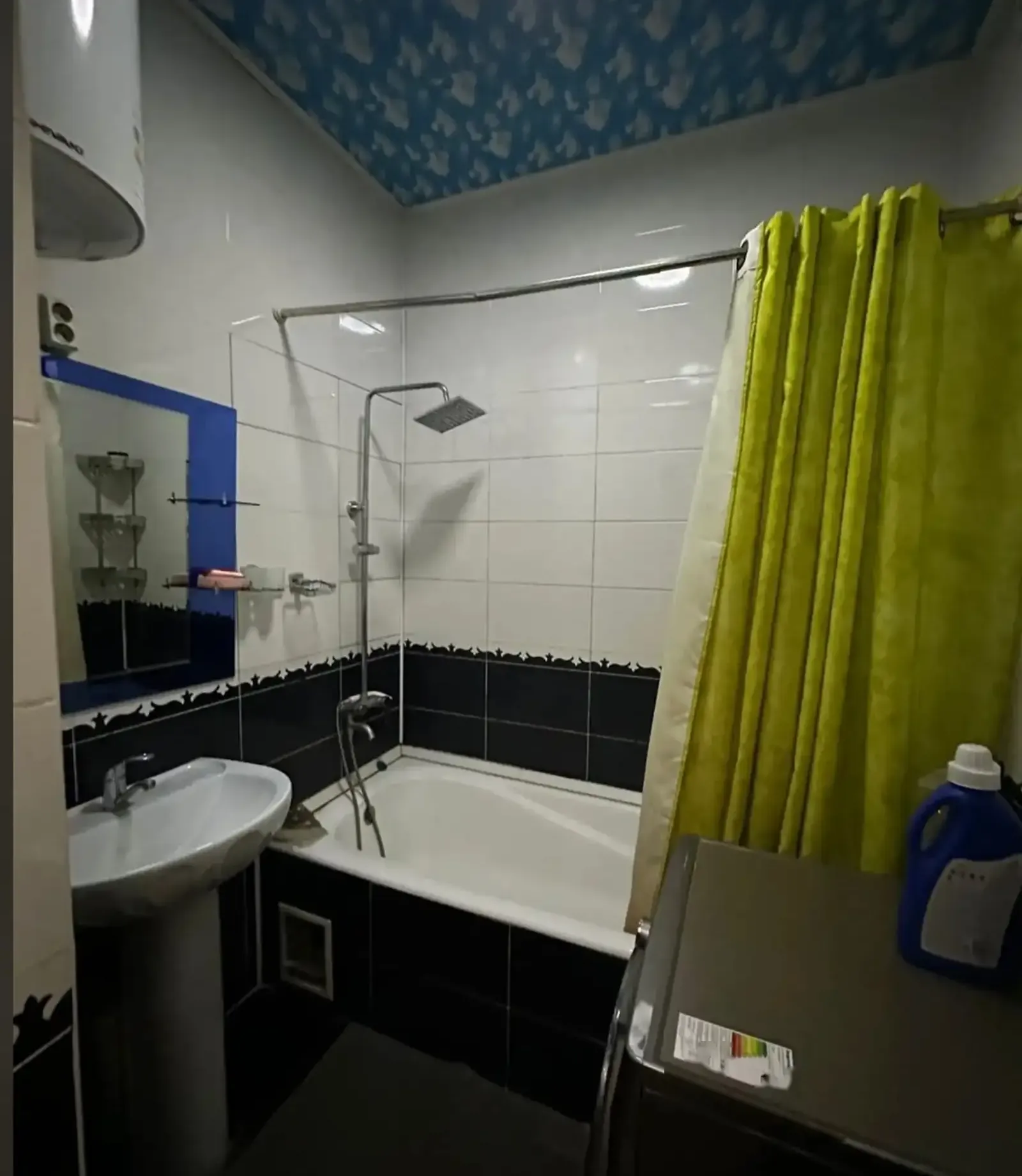 2-комн. квартира, 8 этаж, 70м², сино