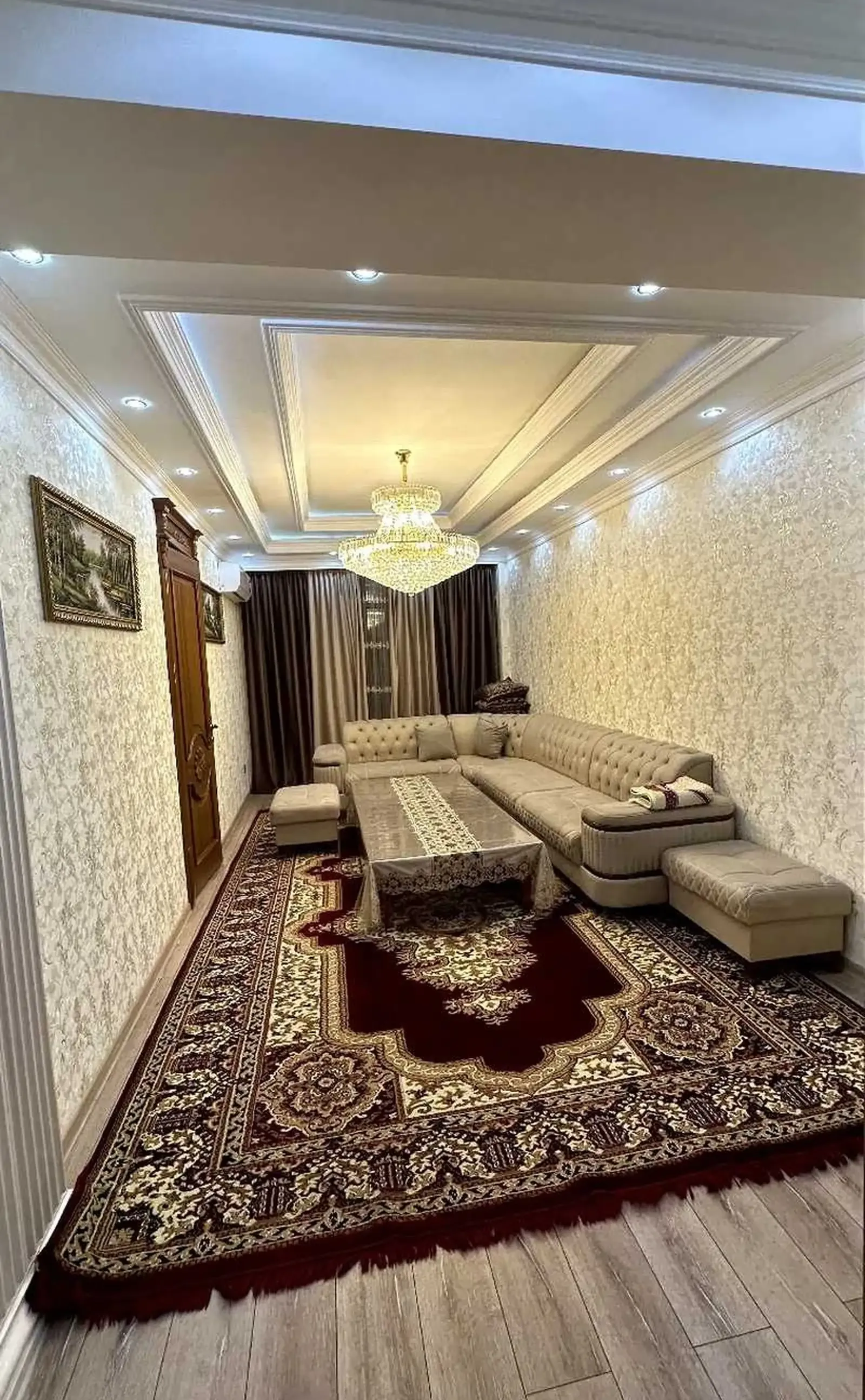 3-комн. квартира, 2 этаж, 130м², И Сомони Сафо