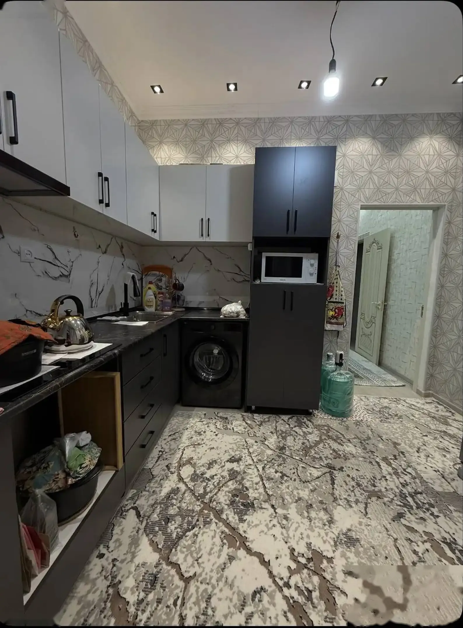 2-комн. квартира, 2 этаж, 60 м², Сино