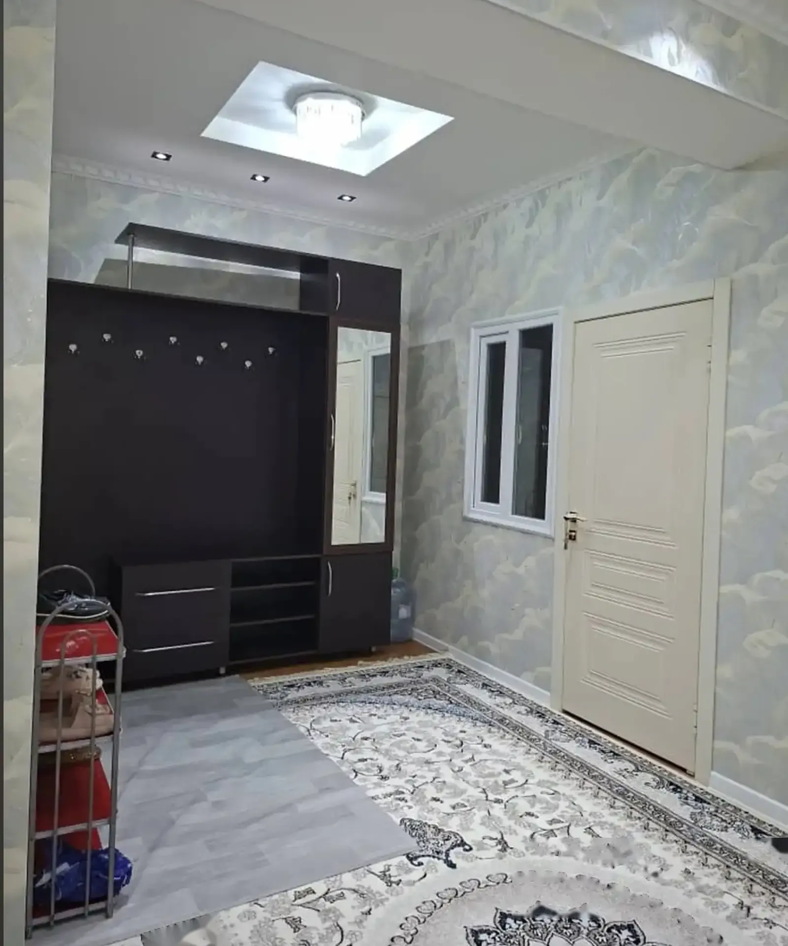 2-комн. квартира, 2 этаж, 73м², сино