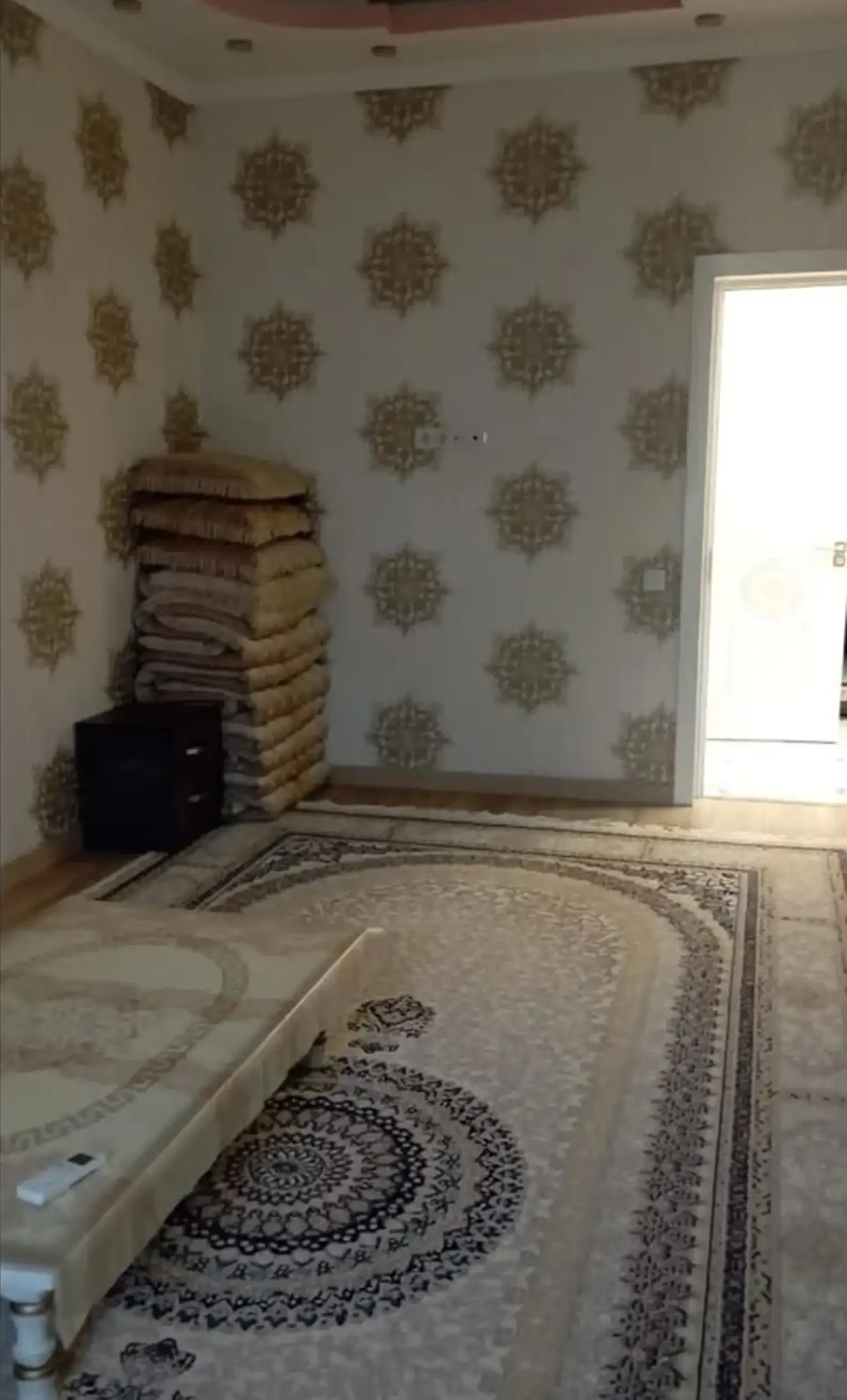 2-комн. квартира, 5 этаж, 55м², Сино