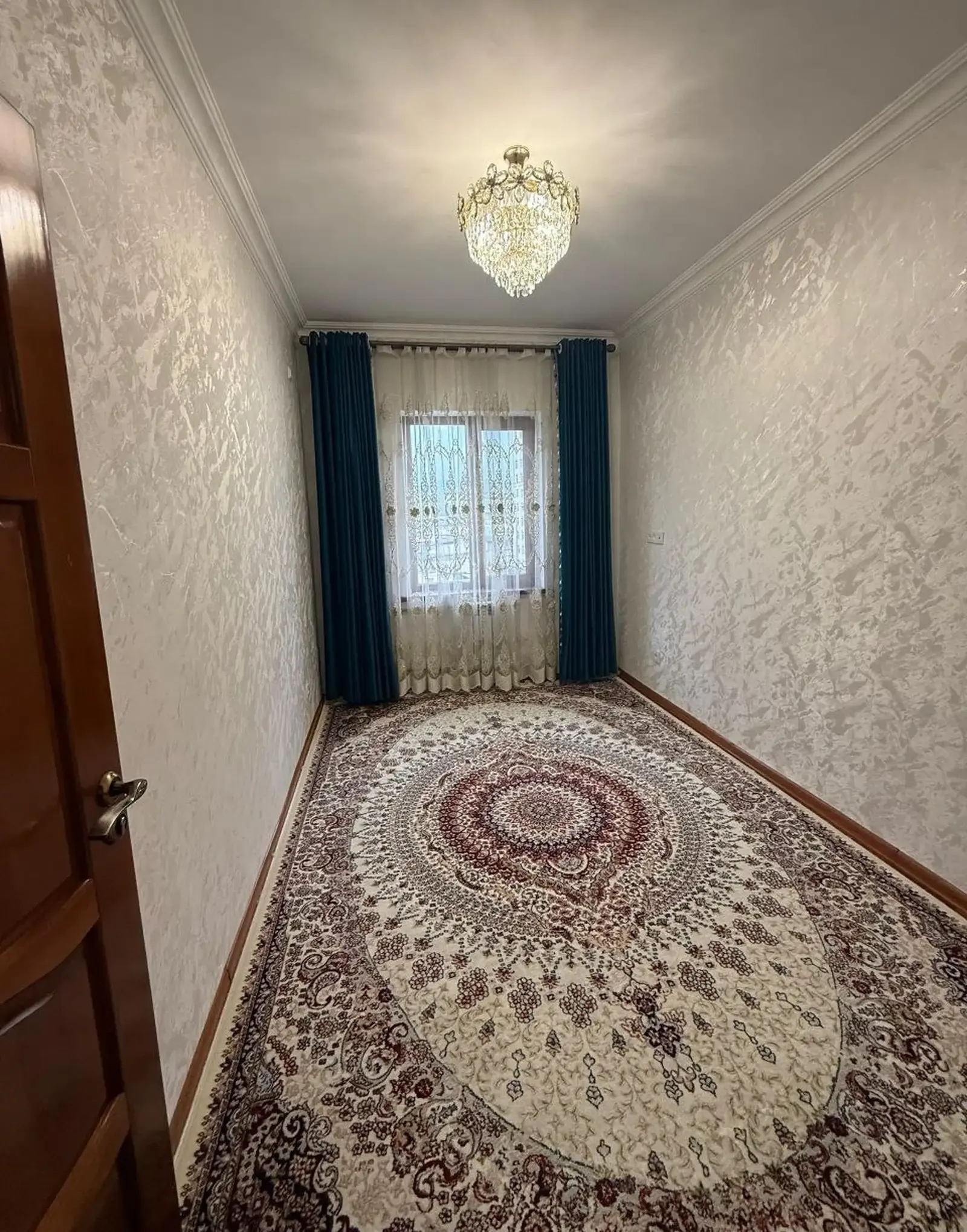 4-к квартира, 6 этаж, 110 м², 82 мкр