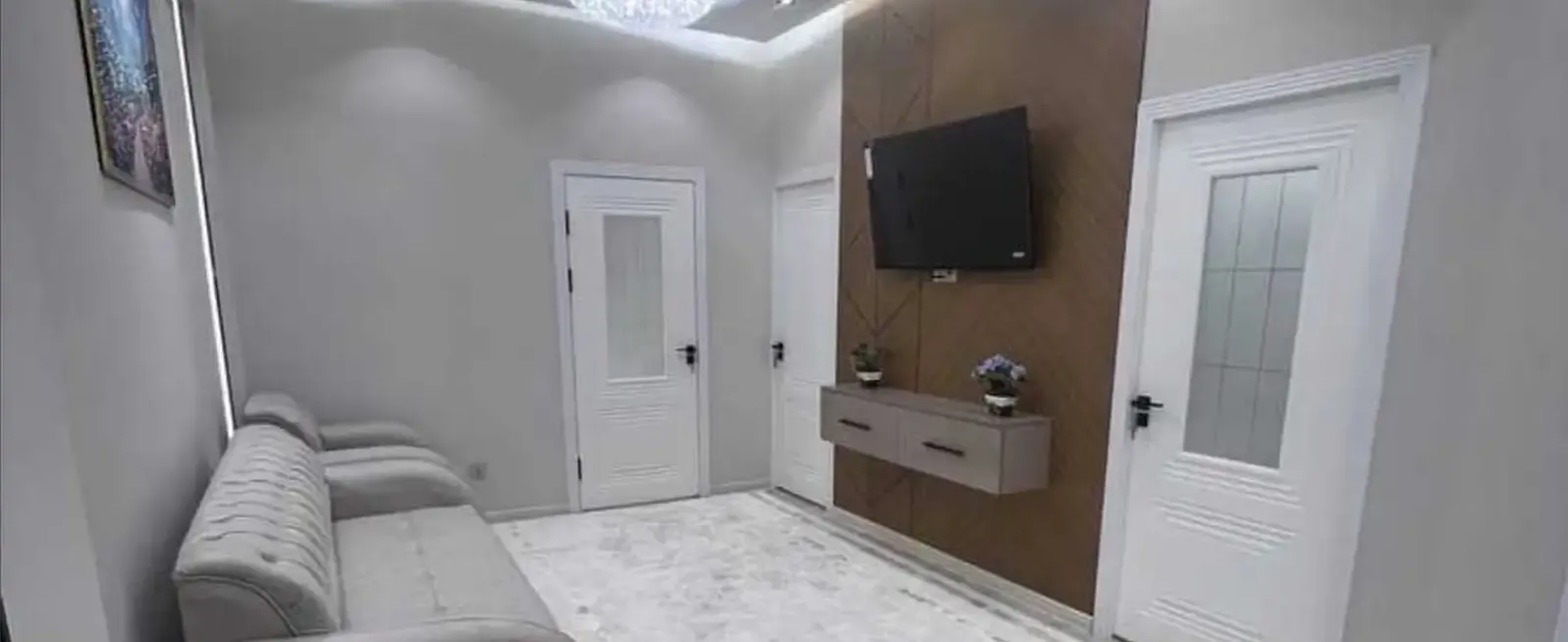 3-комн. квартира, 1 этаж, 96 м², Сино, 33 мкр