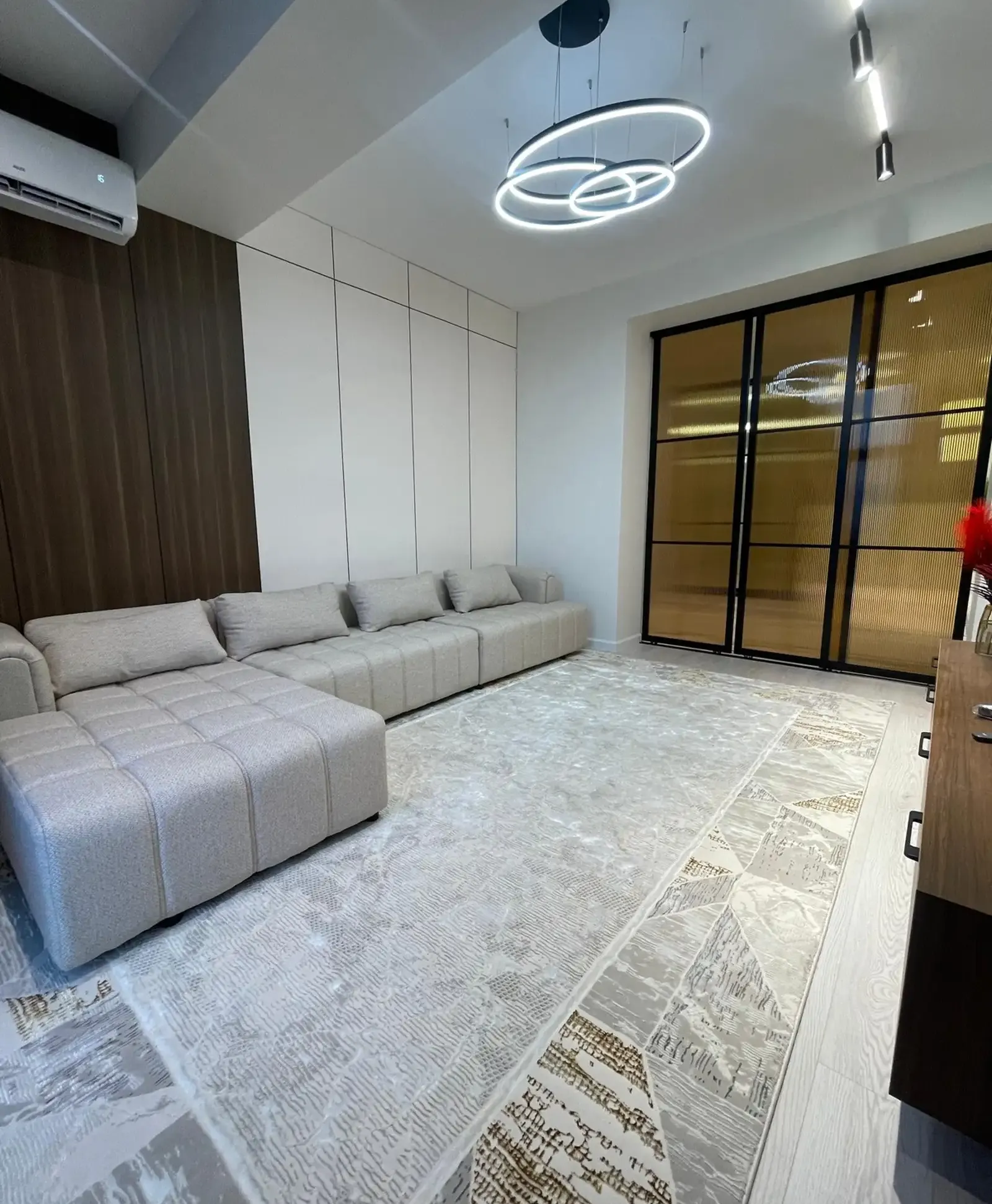 3-комн. квартира, 14 этаж, 123 м², Старый аэропорт