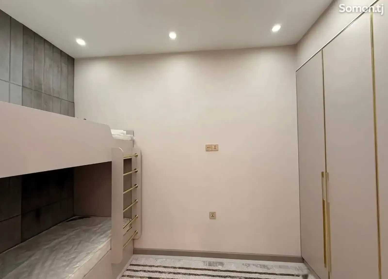 3-комн. квартира, 6 этаж, 80 м², Сино
