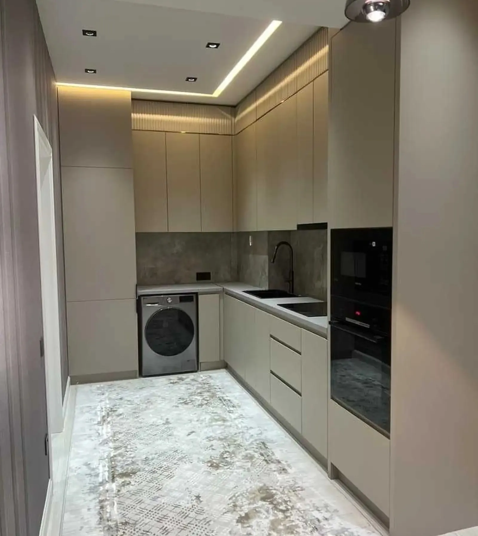 2-комн. квартира, 10 этаж, 78м², Сомони
