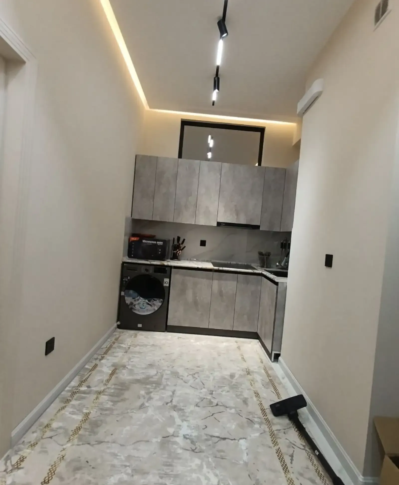 2-комн. квартира, 13 этаж, 64 м², Сомони