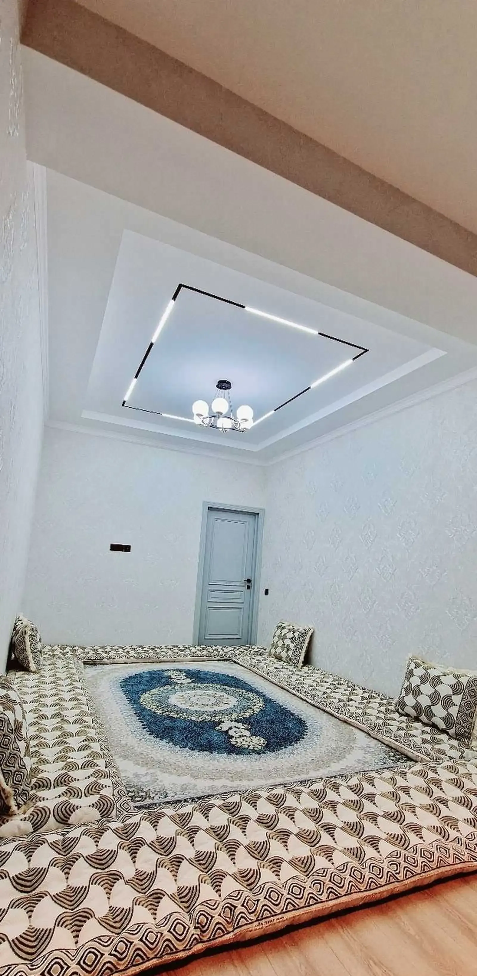 3-комн. квартира, 8 этаж, 100м², 33 мкр гаи барои лицей Умар Хайём