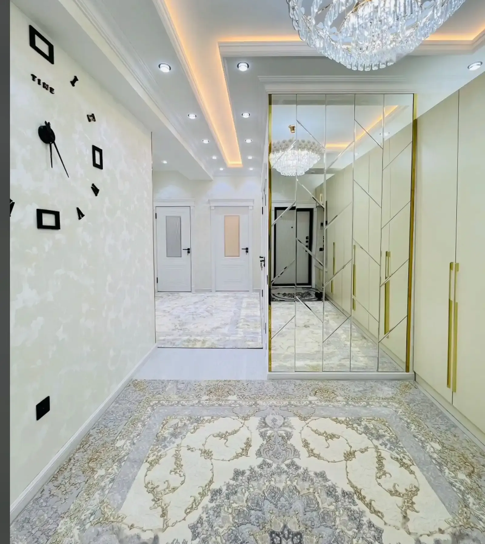 2-комн. квартира, 18 этаж, 85м², Сино