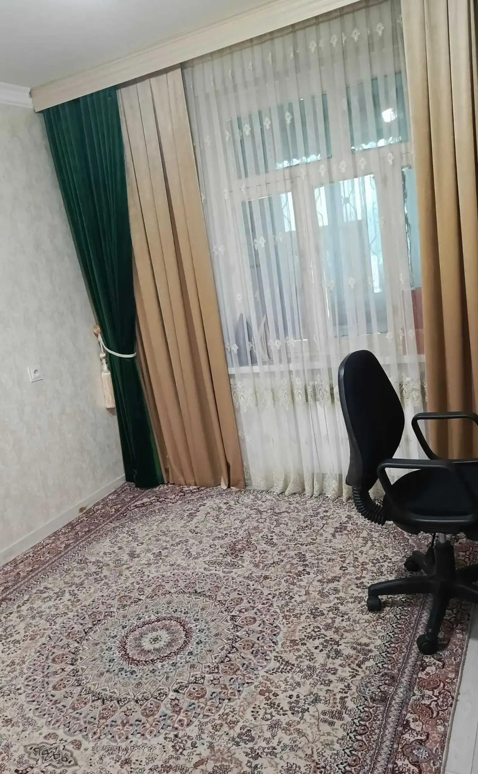 2-комн. квартира, 5 этаж, 54 м², Фирдавси