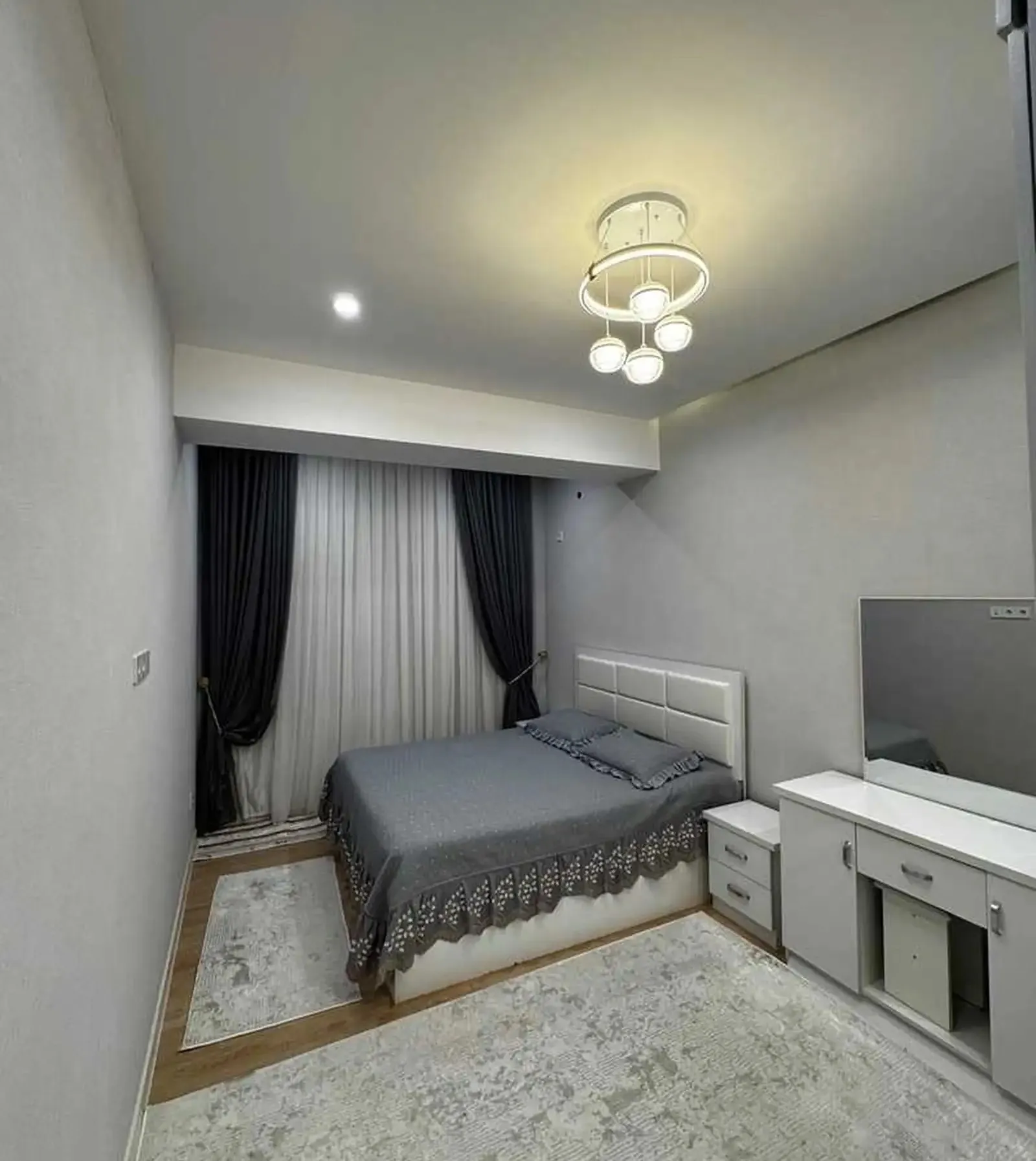 2-комн. квартира, 14 этаж, 69м², Шохмансур