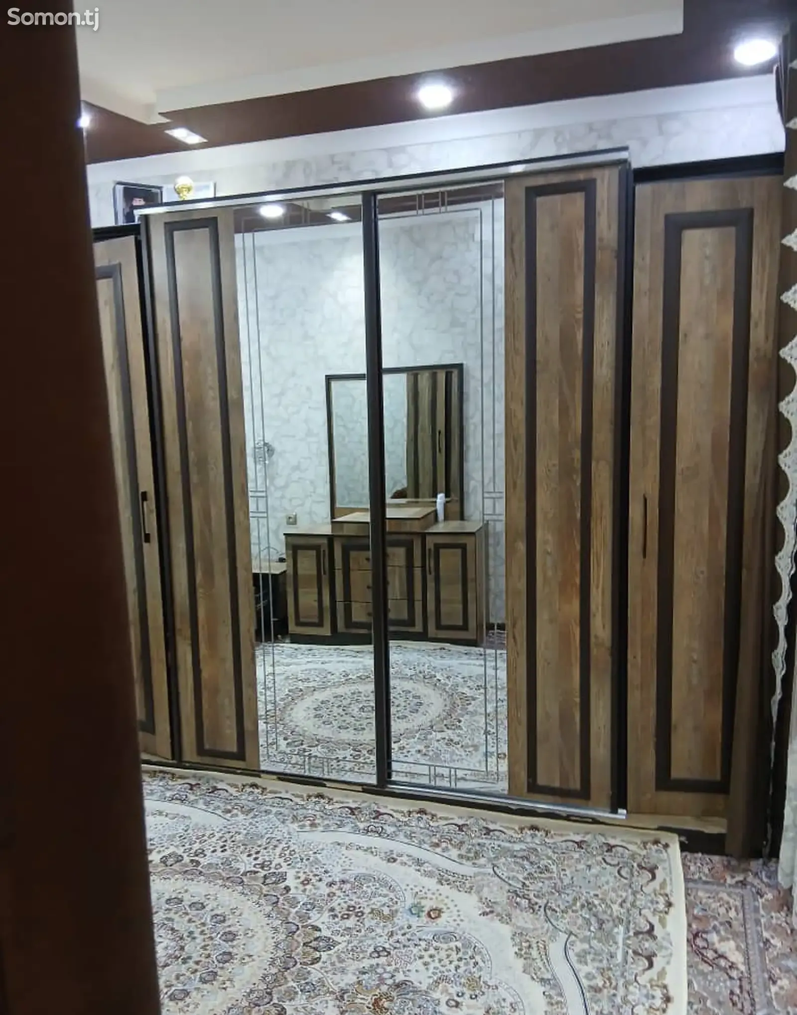 1 этажн. 9-комн. дом, 7 соток, И Сомони, Лучоб