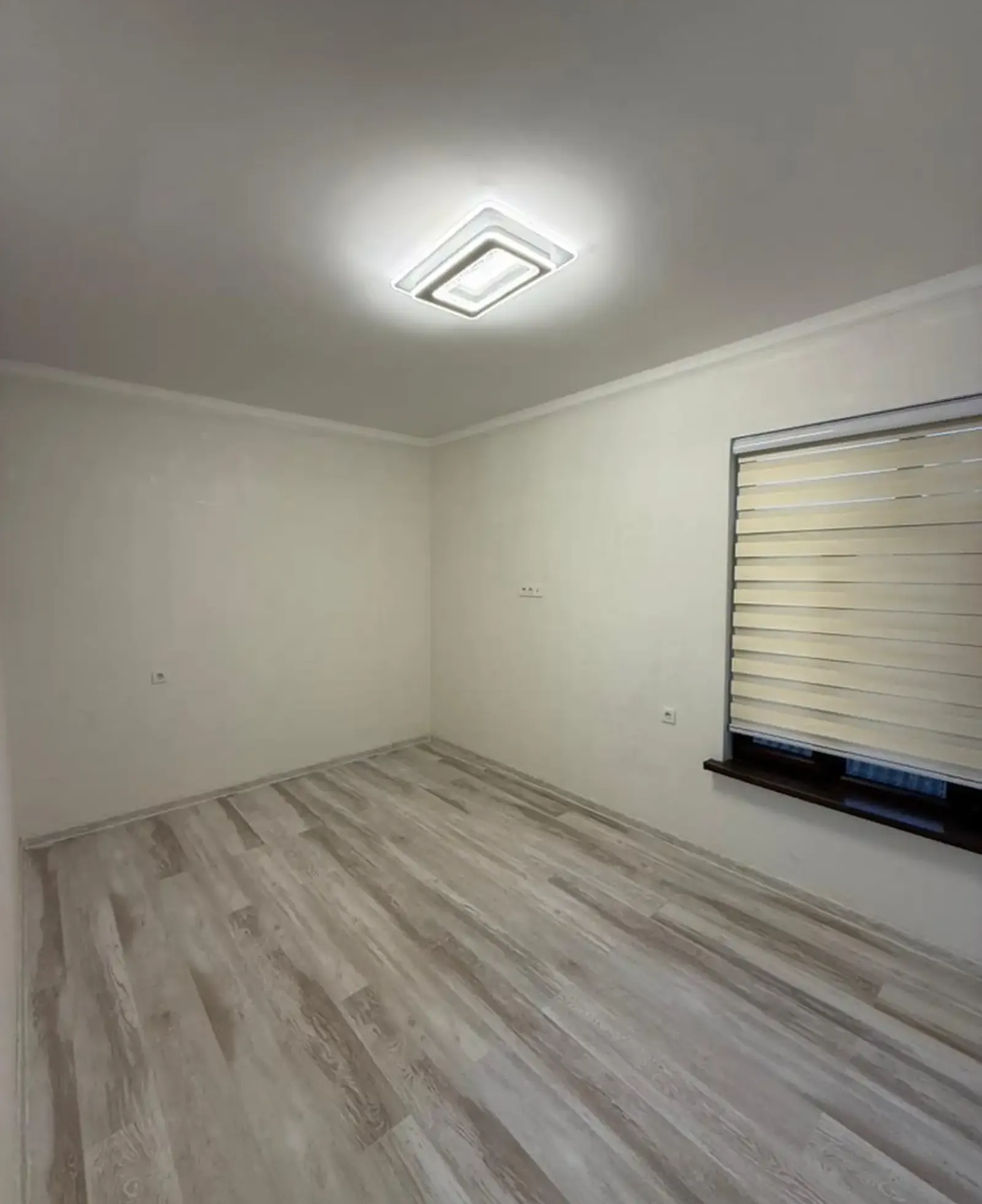 2-этажный, 7 комнатный дом, 455 м², Шохмансур
