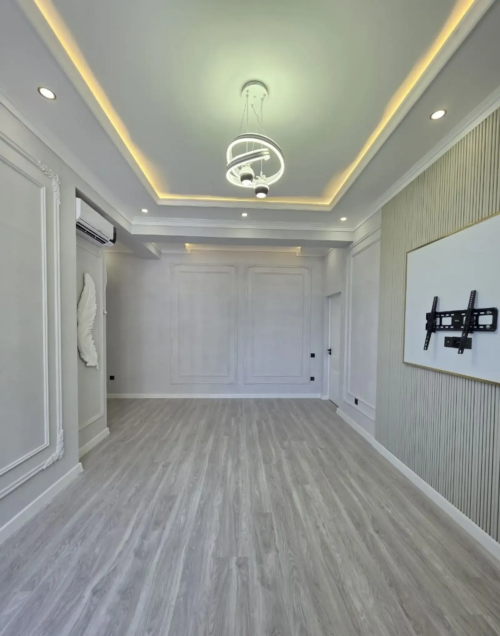 3-комн. квартира, 8 этаж, 95 м², Исмоили Сомони Воданасос