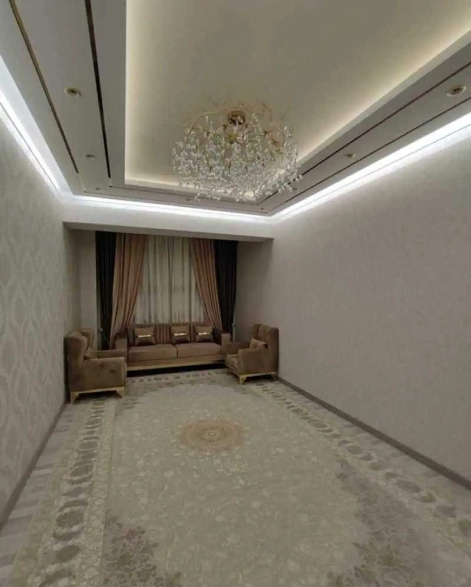 3-комн. квартира, 5 этаж, 120м², гостиница Hilton