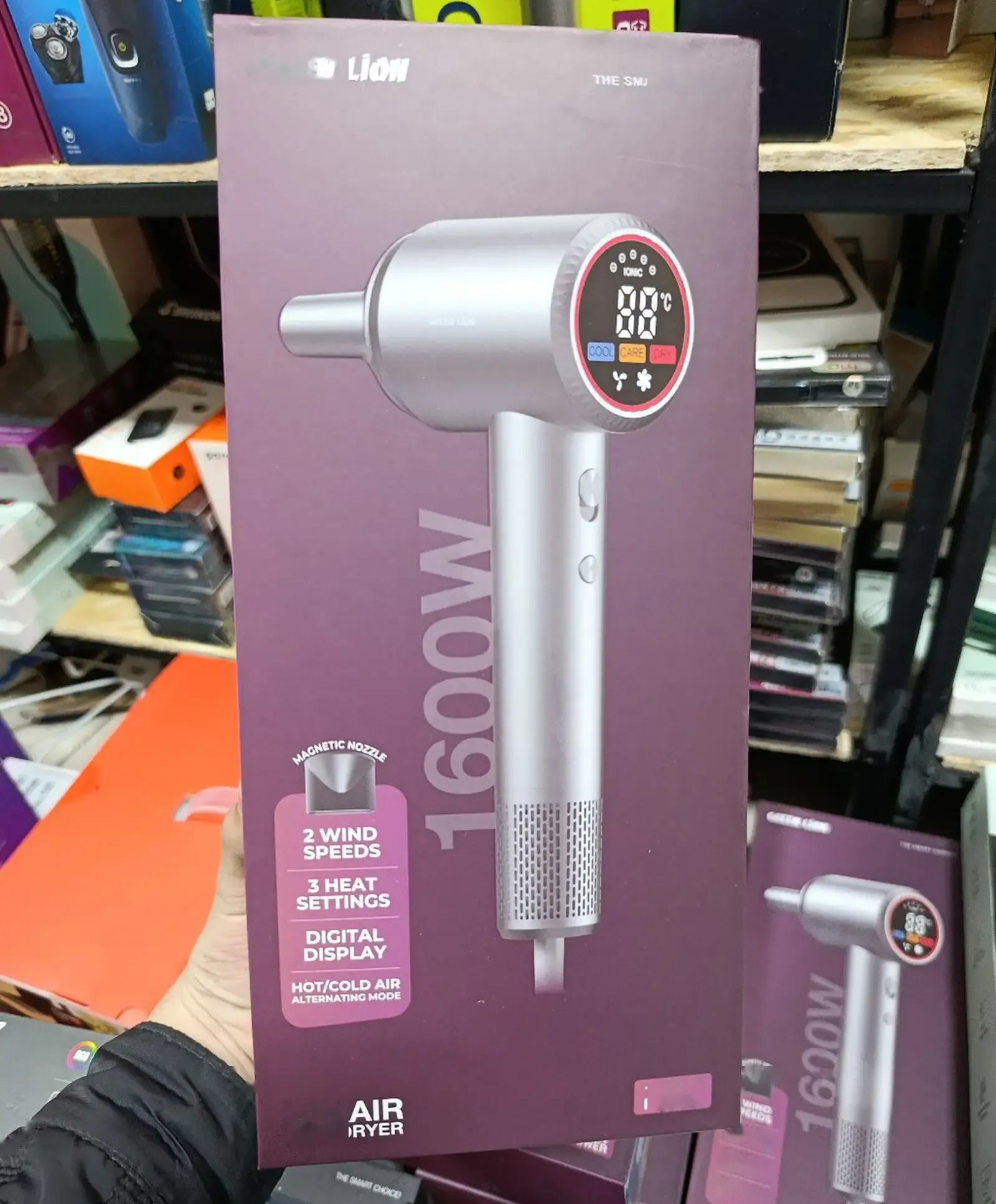 Фен Green Lion LUXAIR Hair Dryer with Display 1600W, черный