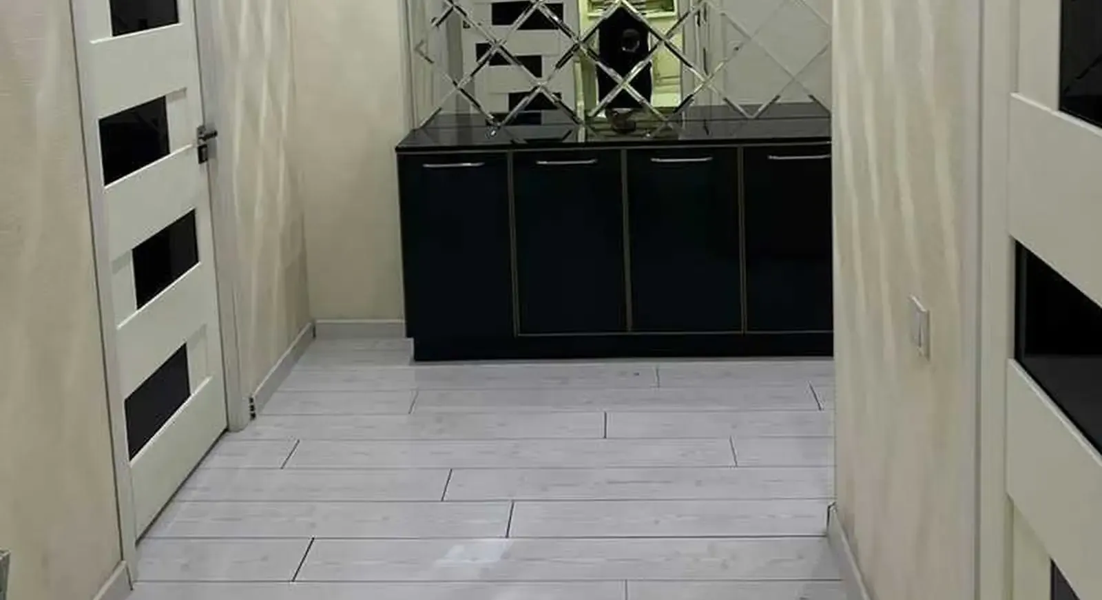 2-комн. квартира, 3 этаж, 69 м², Сино
