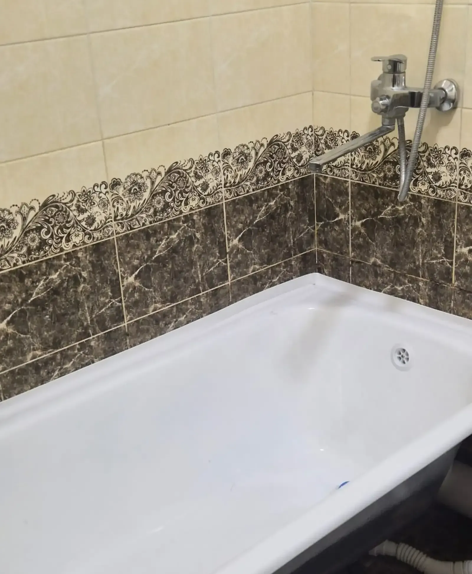 2-комн. квартира, 5 этаж, 58м², Овир/Грандь отель