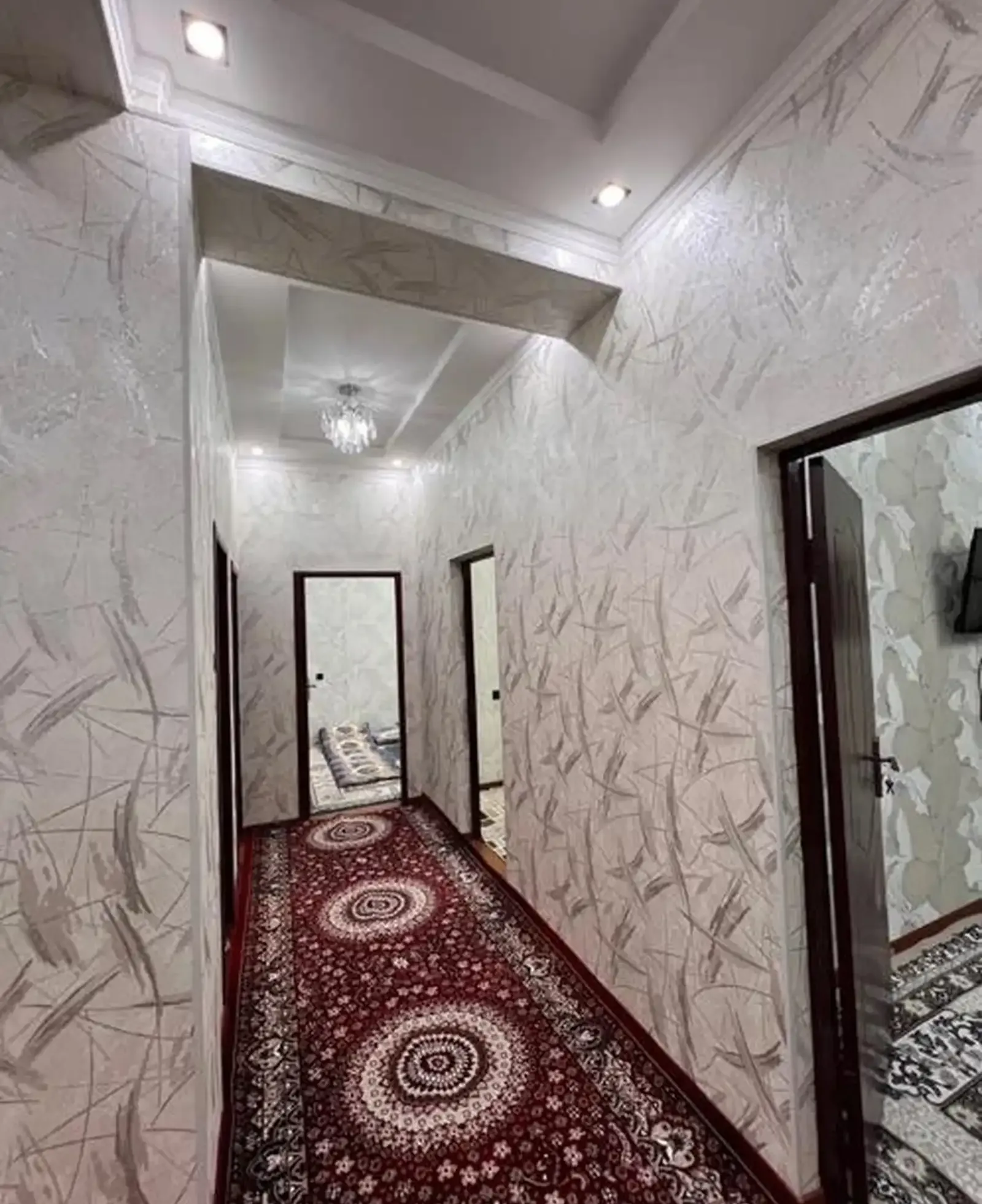 2-комн. квартира, 2 этаж, 99м², Сомони