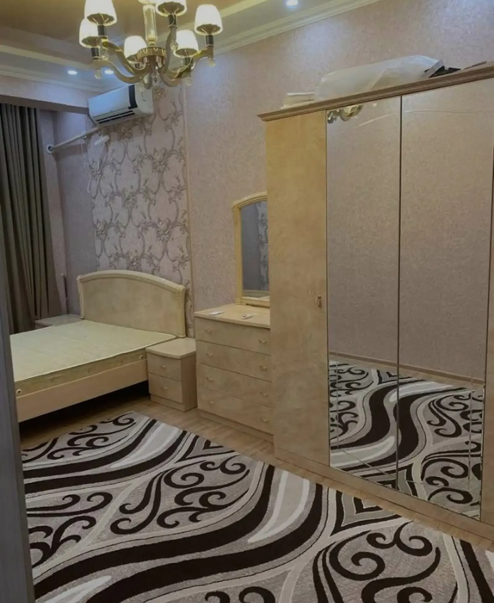 1-комн. квартира, 5 этаж, 5 м², Славянский университет