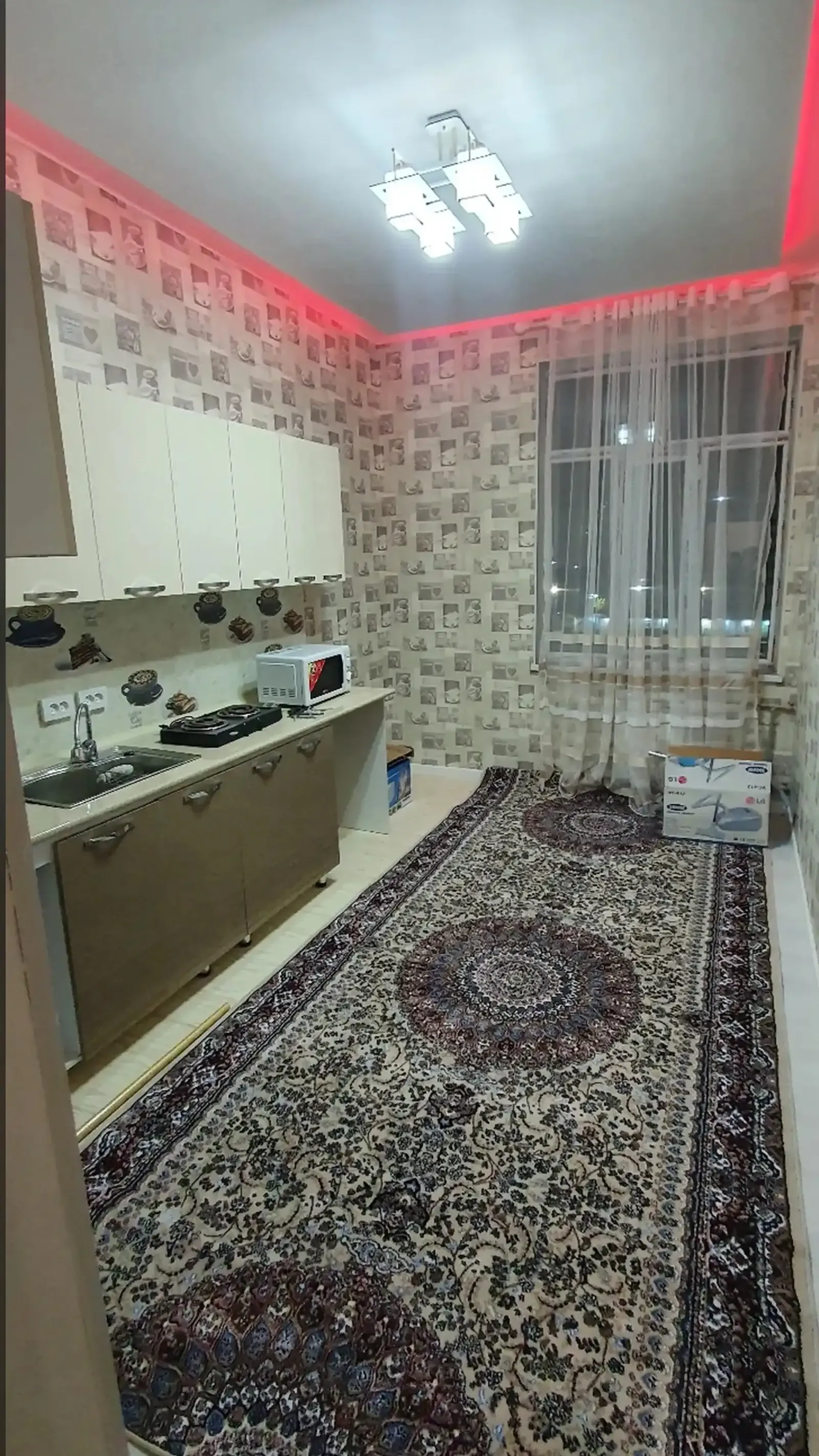 2-комн. квартира, 6 этаж, 78м², сино