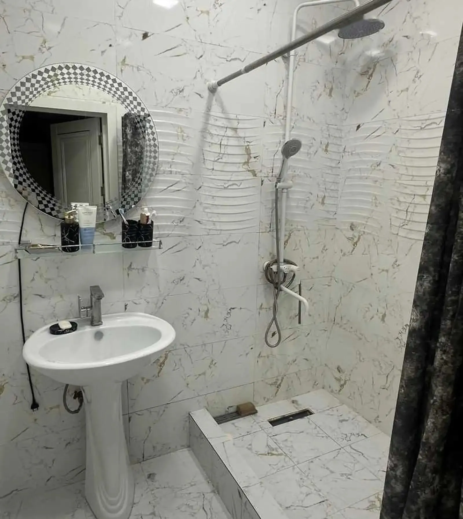 2-комн. квартира, 4 этаж, 90м², Чордома