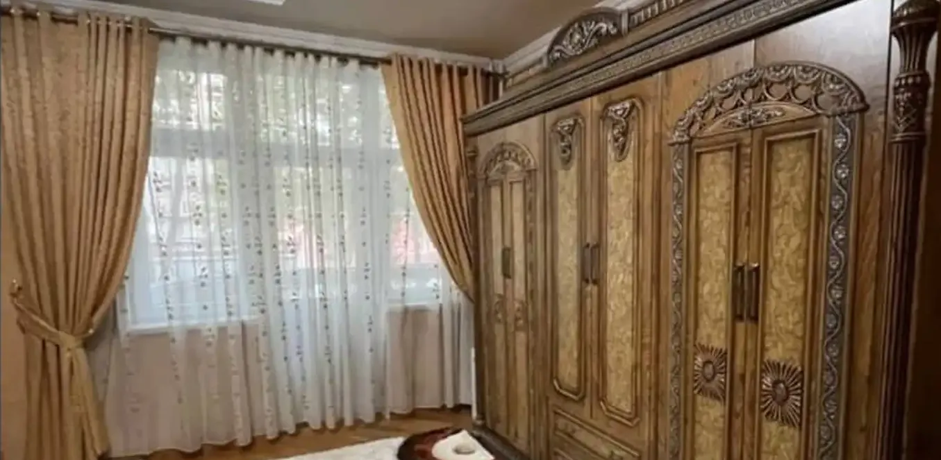 2-комн. квартира, 2 этаж, 96м², И Сомони
