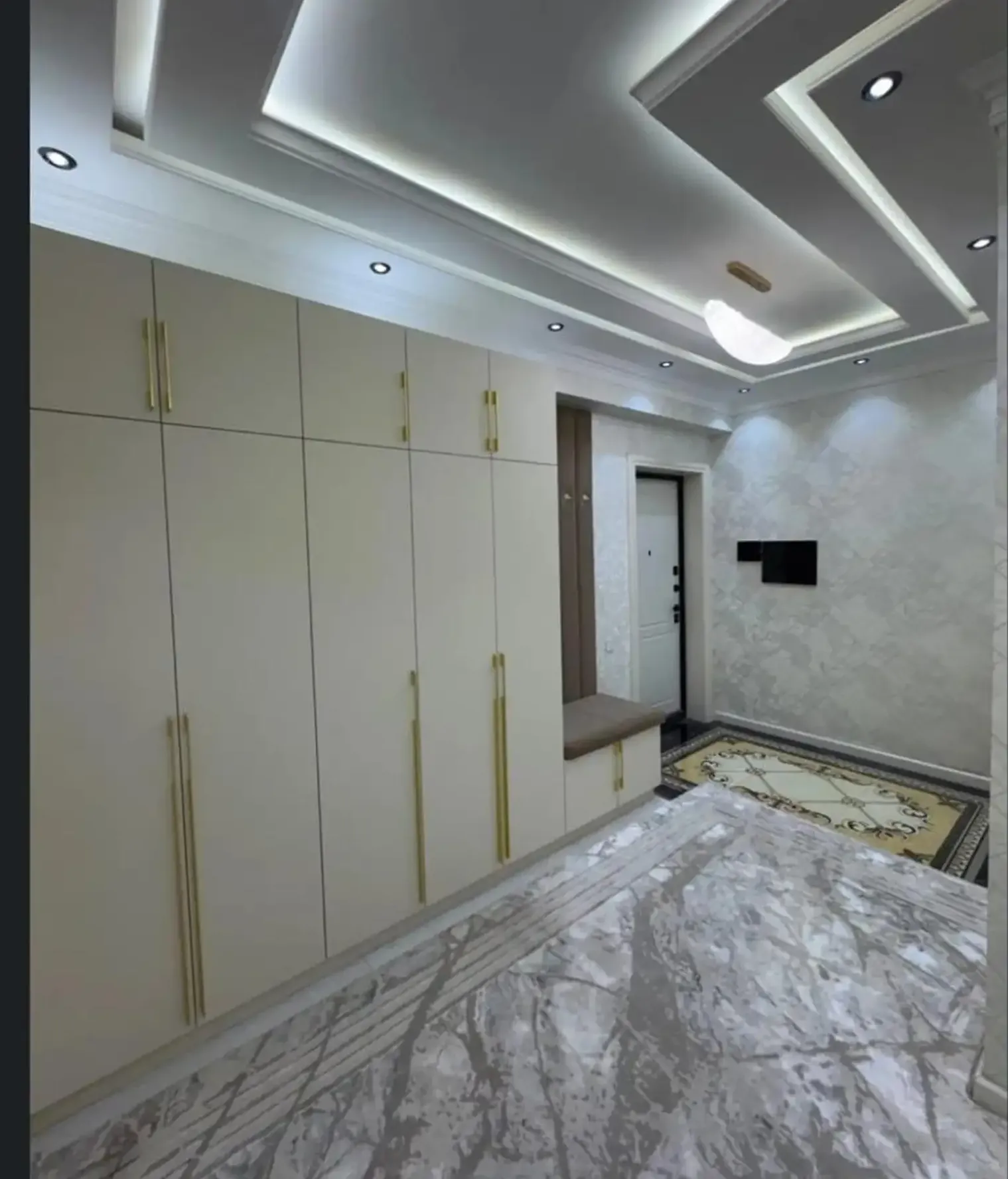 3-комн. квартира, 3 этаж, 125м², Сино