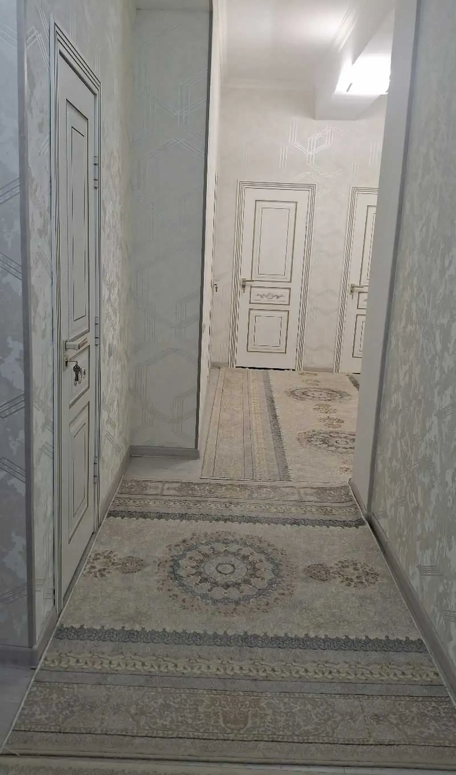 3-комн. квартира, 4 этаж, 100м², Фирдавси 64-мкр ру ба руи Бозори Корвон